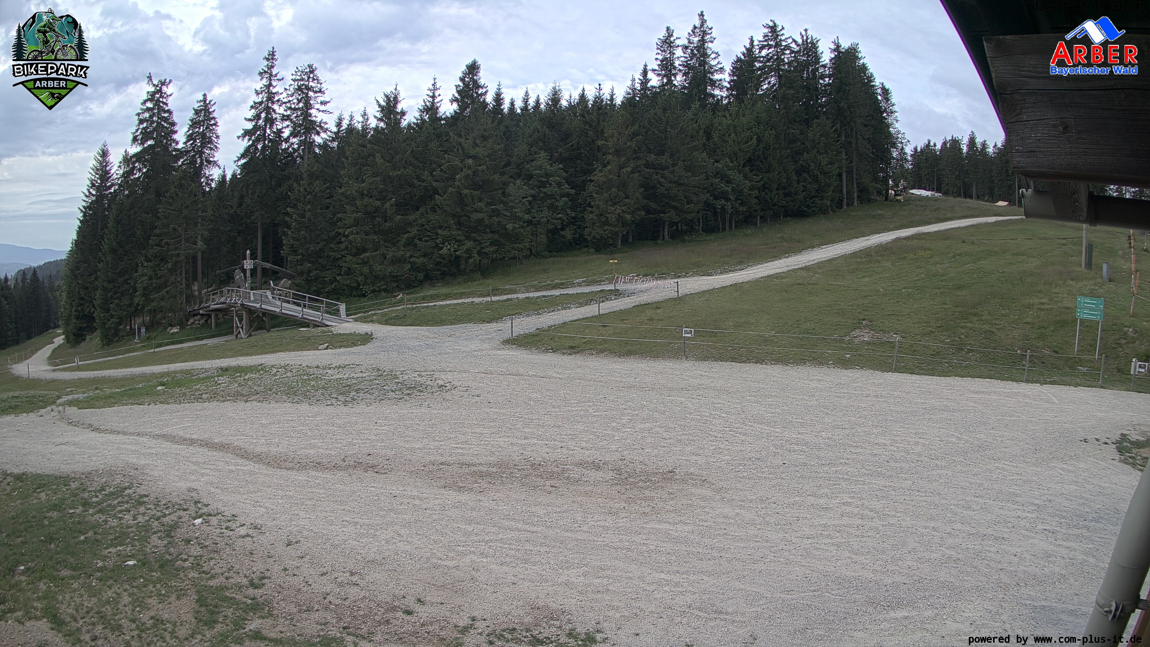 Archiv Foto Webcam ArBär Kinderland des Skigebiets am Arber