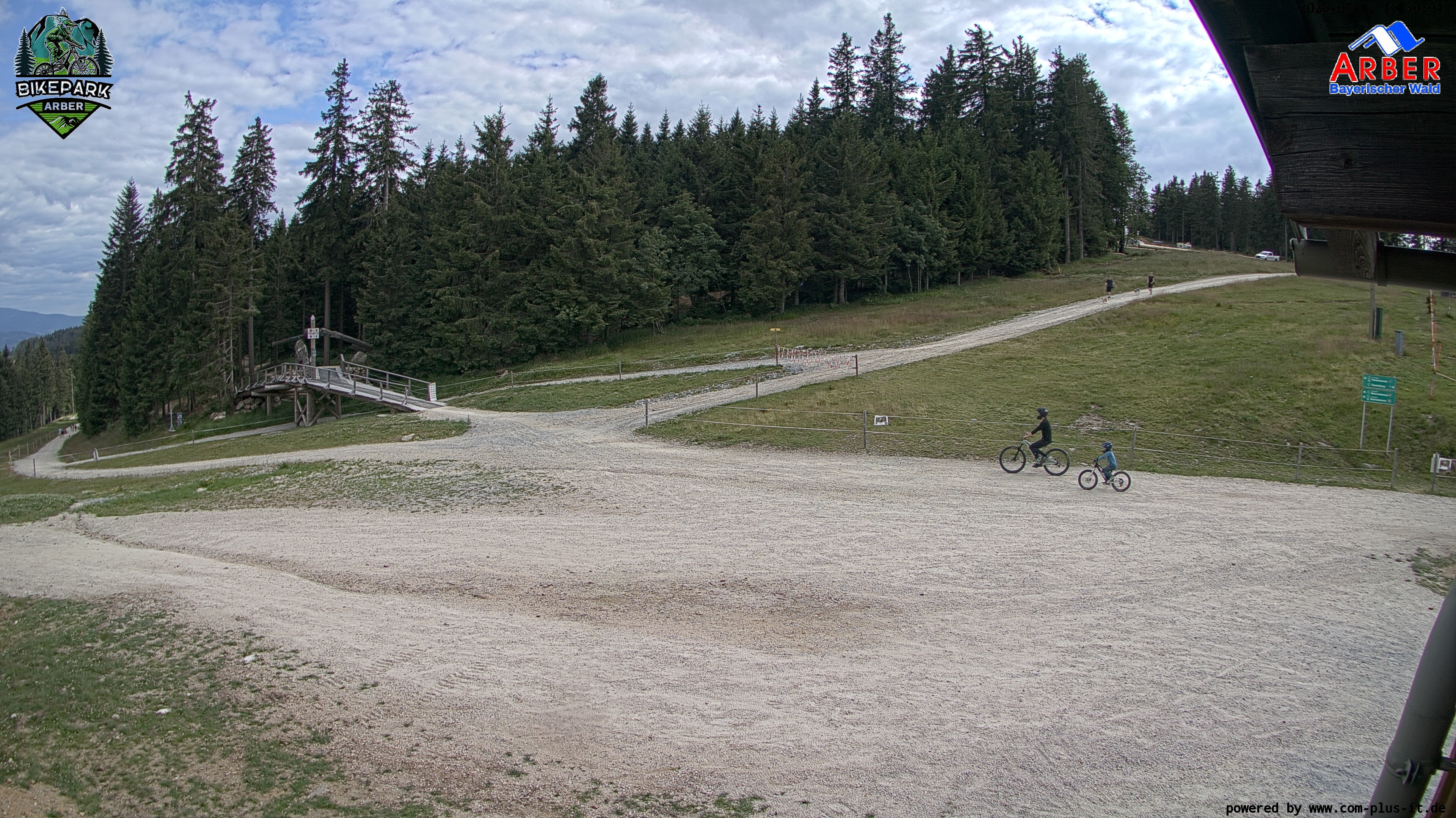 Archiv Foto Webcam ArBär Kinderland des Skigebiets am Arber