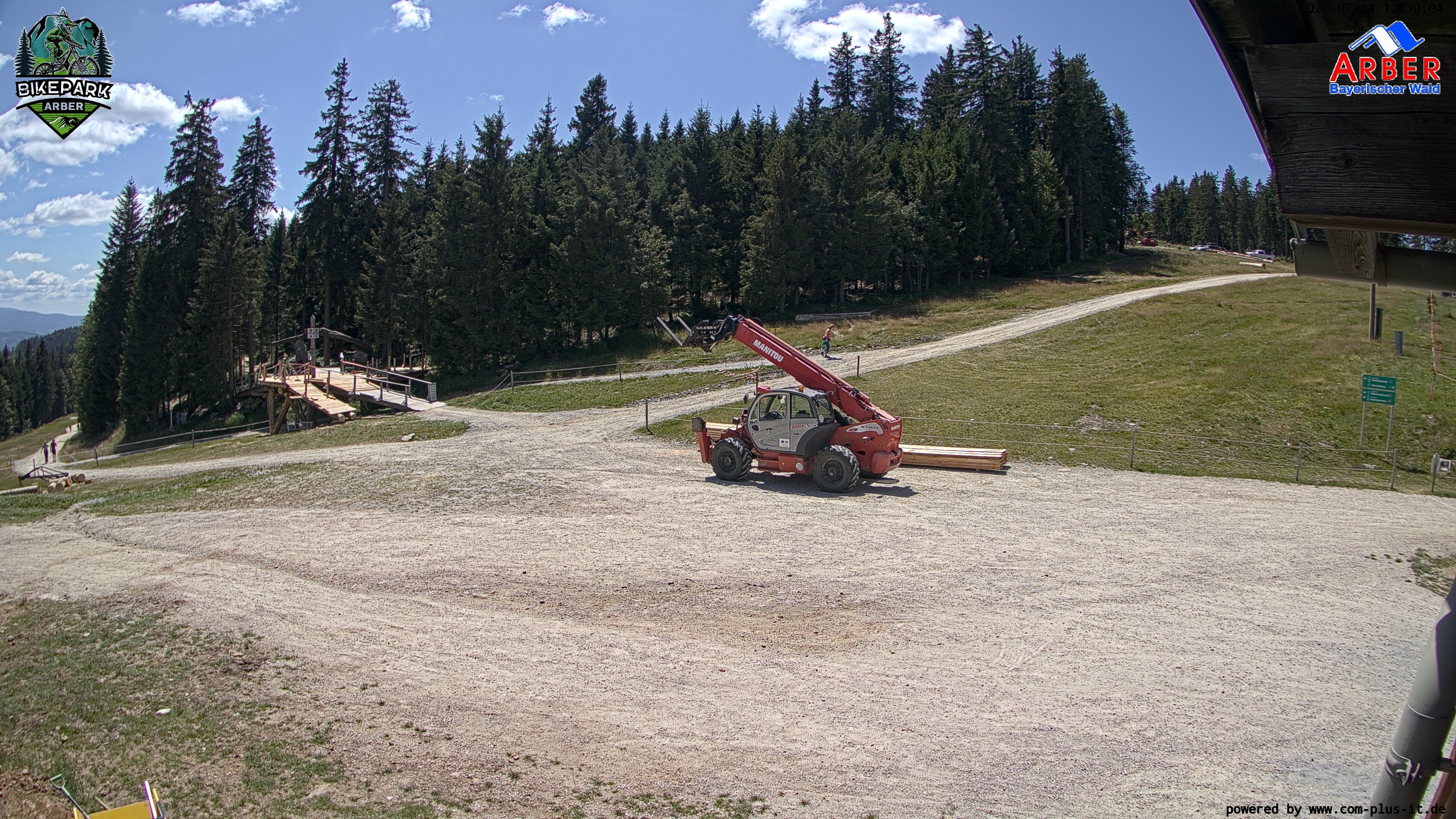 Archiv Foto Webcam ArBär Kinderland des Skigebiets am Arber