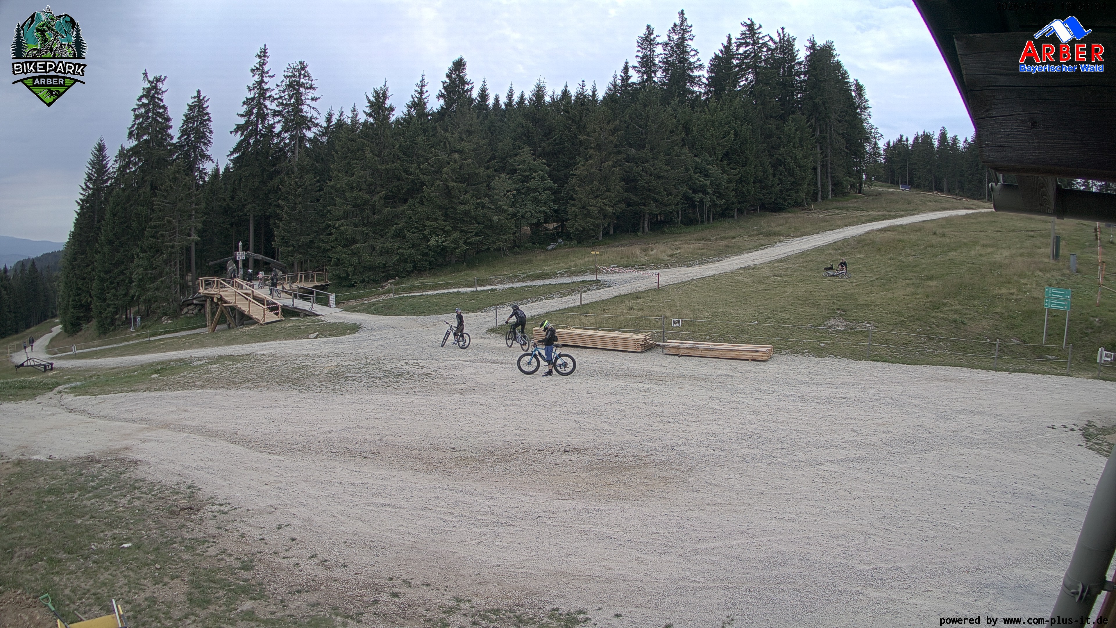 Archiv Foto Webcam ArBär Kinderland des Skigebiets am Arber
