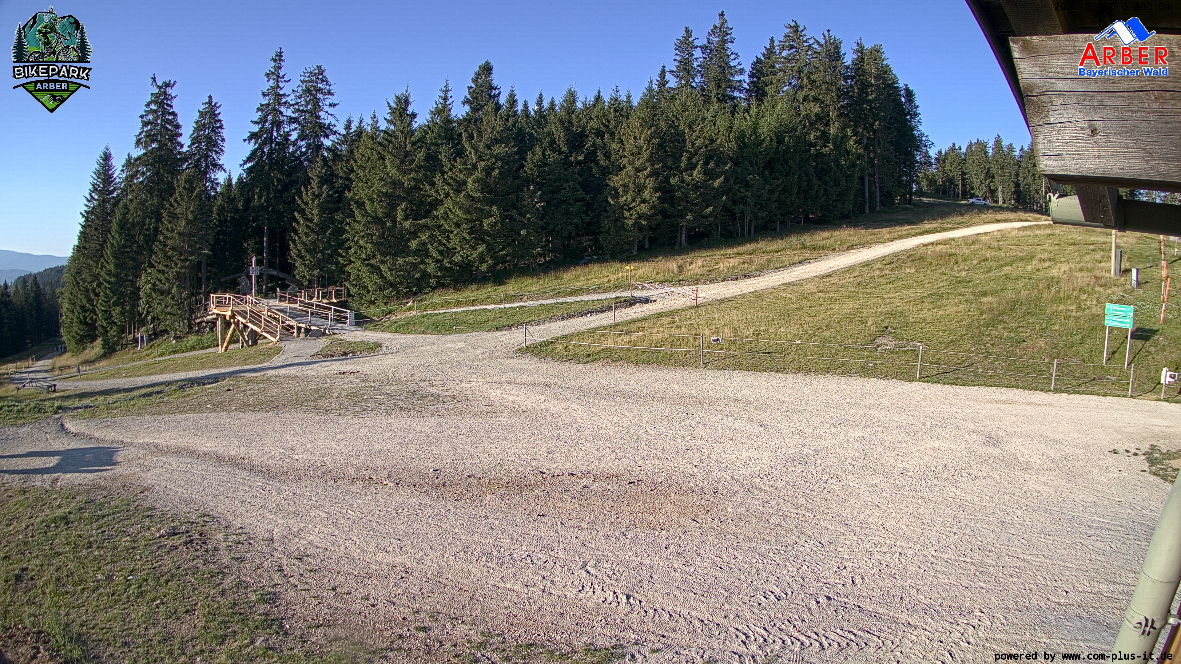 Archiv Foto Webcam ArBär Kinderland des Skigebiets am Arber