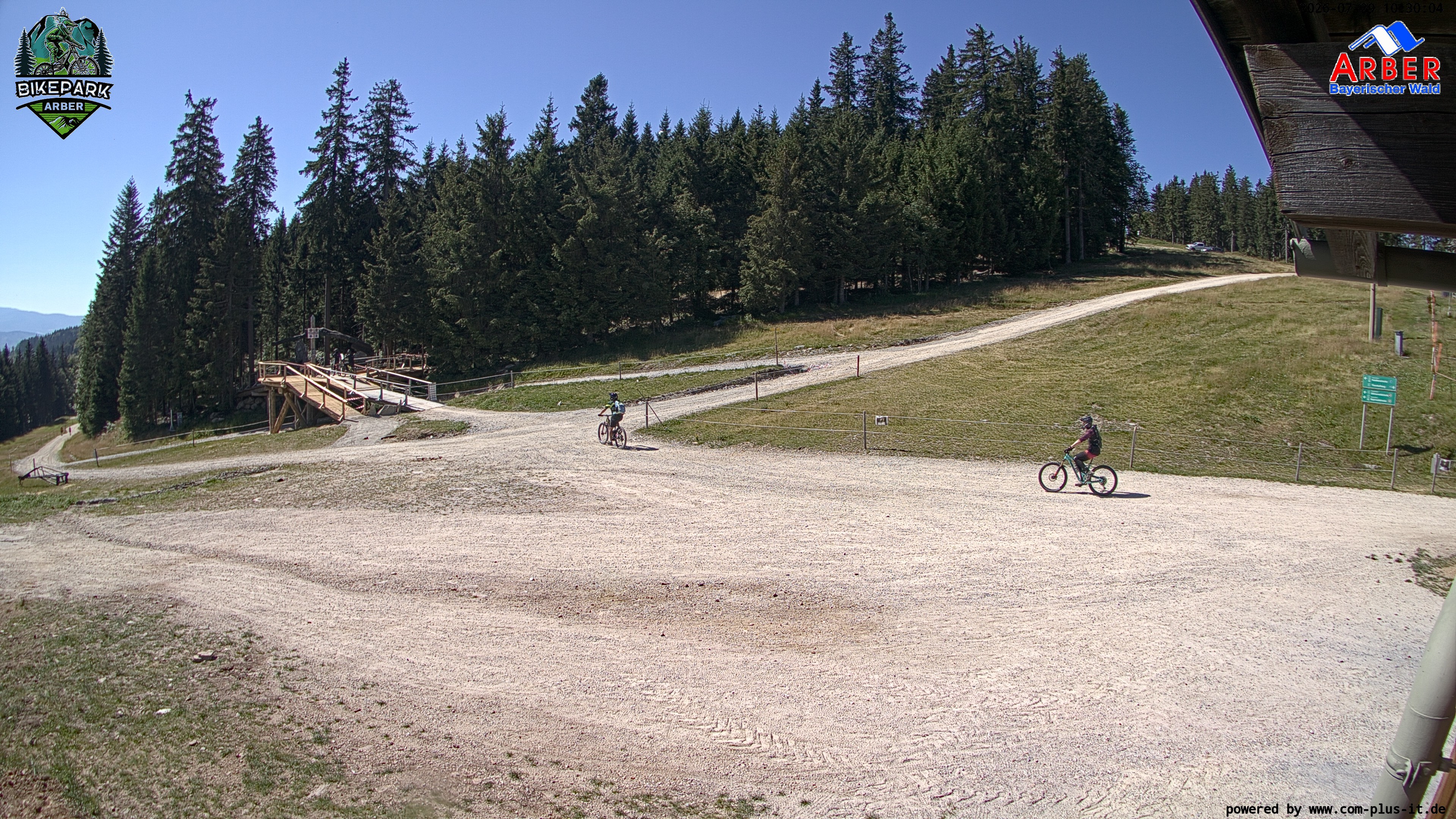 Archiv Foto Webcam ArBär Kinderland des Skigebiets am Arber