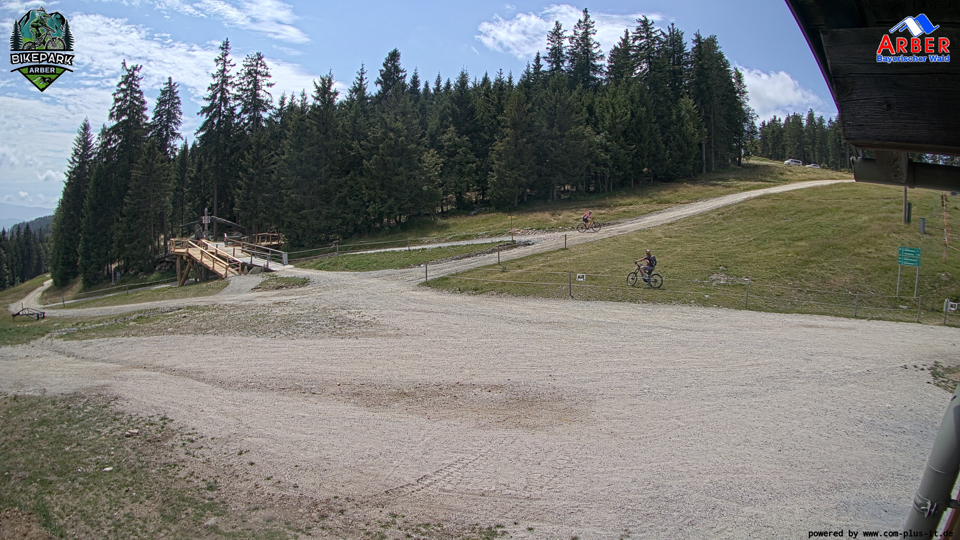 Archiv Foto Webcam ArBär Kinderland des Skigebiets am Arber