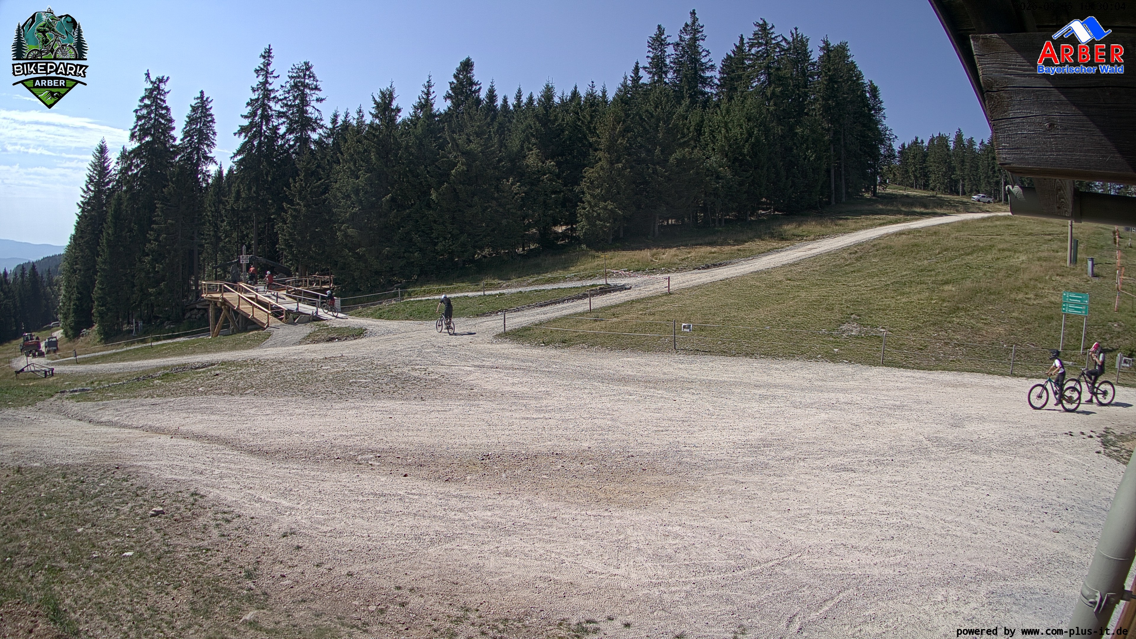 Archiv Foto Webcam ArBär Kinderland des Skigebiets am Arber