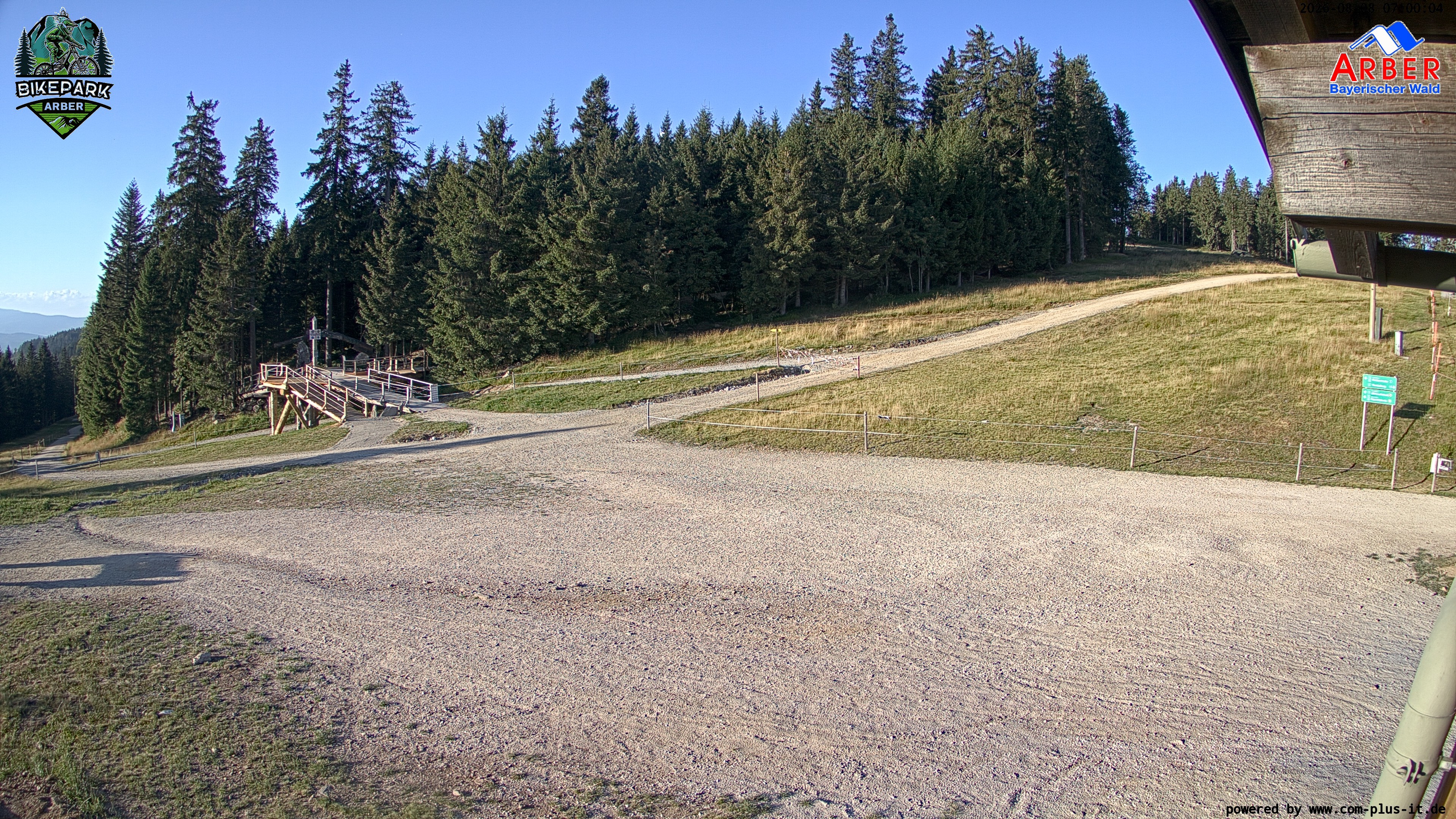 Archiv Foto Webcam ArBär Kinderland des Skigebiets am Arber