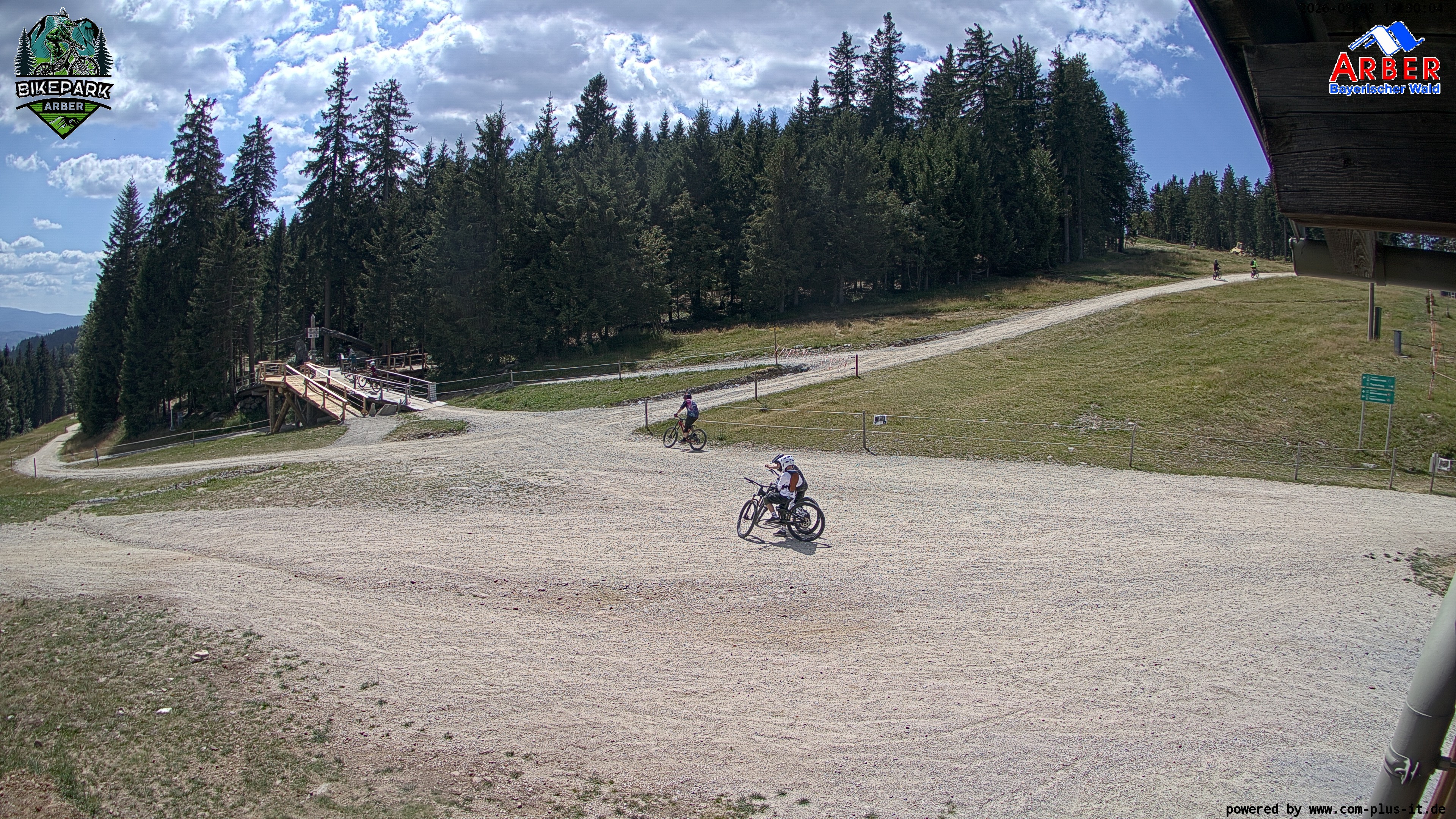 Archiv Foto Webcam ArBär Kinderland des Skigebiets am Arber