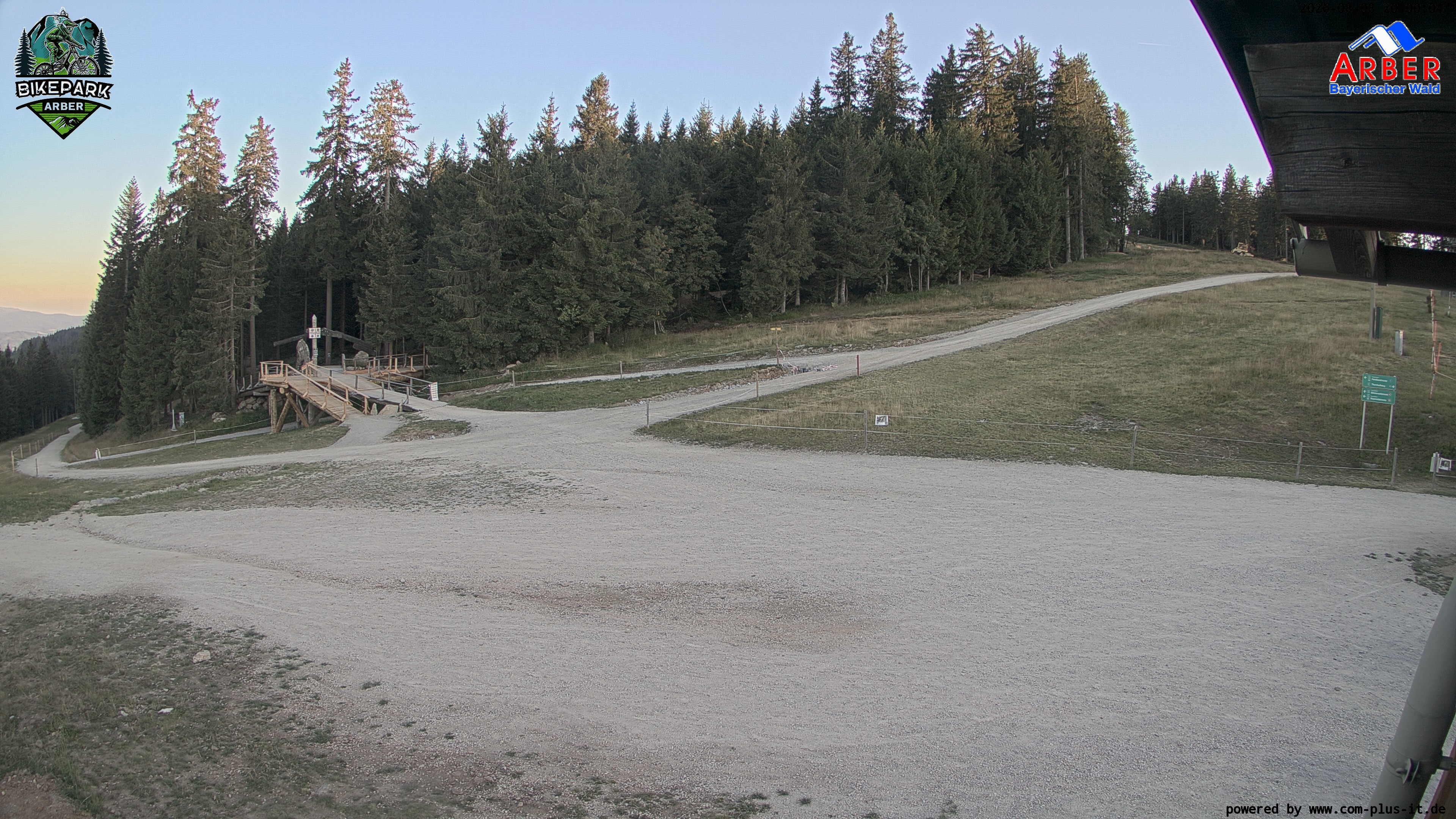 Archiv Foto Webcam ArBär Kinderland des Skigebiets am Arber