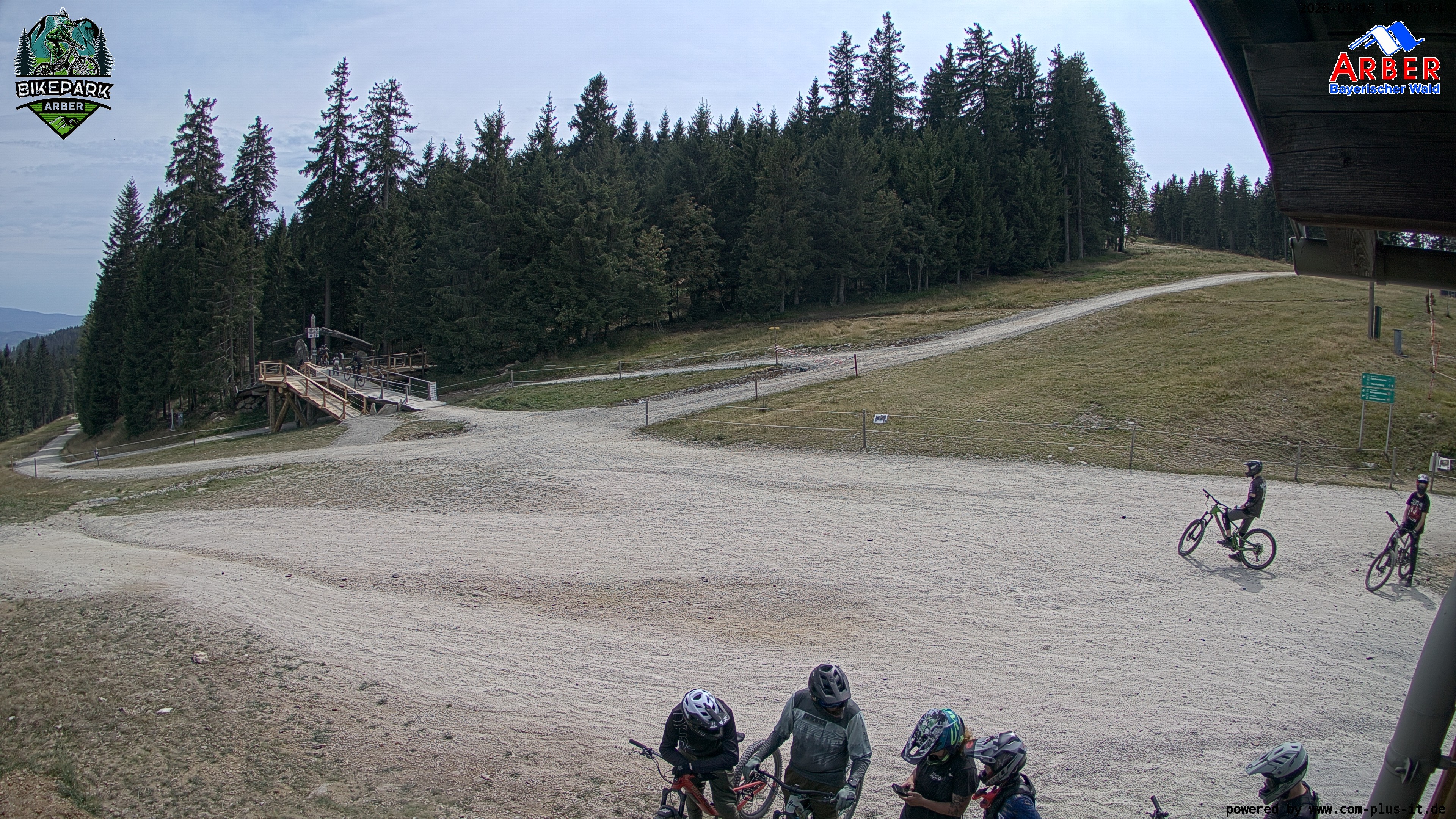 Archiv Foto Webcam ArBär Kinderland des Skigebiets am Arber
