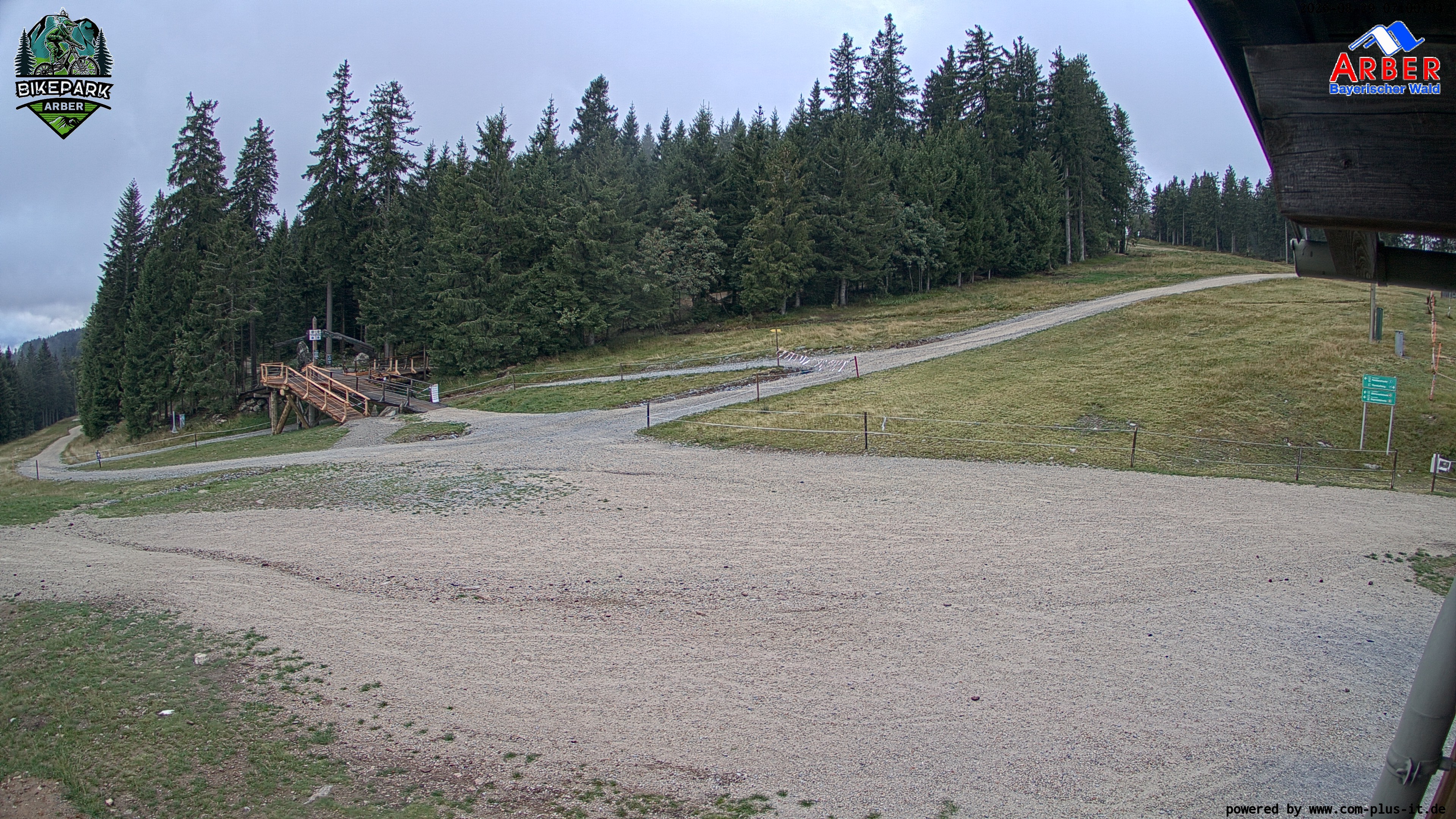 Archiv Foto Webcam ArBär Kinderland des Skigebiets am Arber