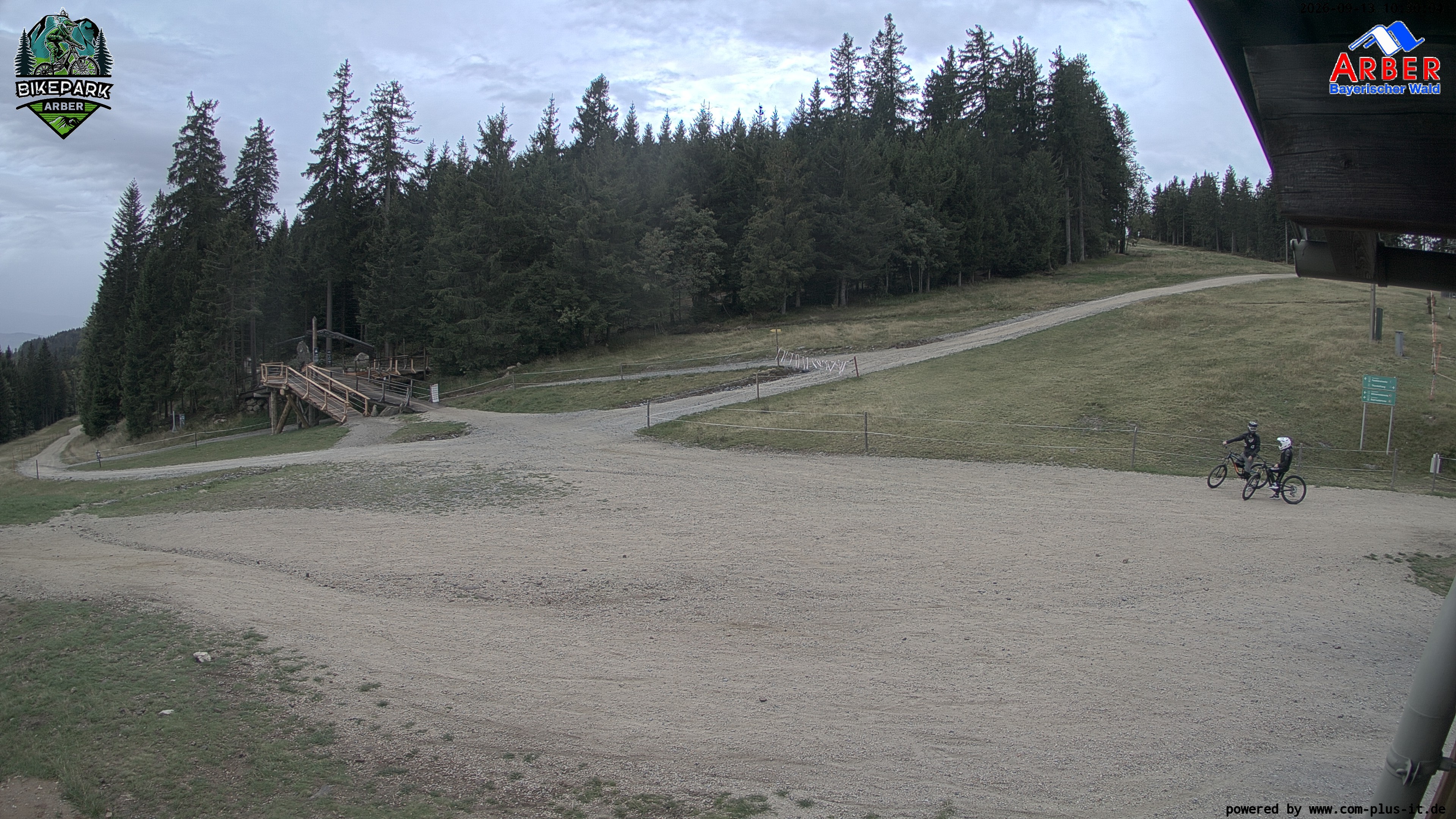 Archiv Foto Webcam ArBär Kinderland des Skigebiets am Arber
