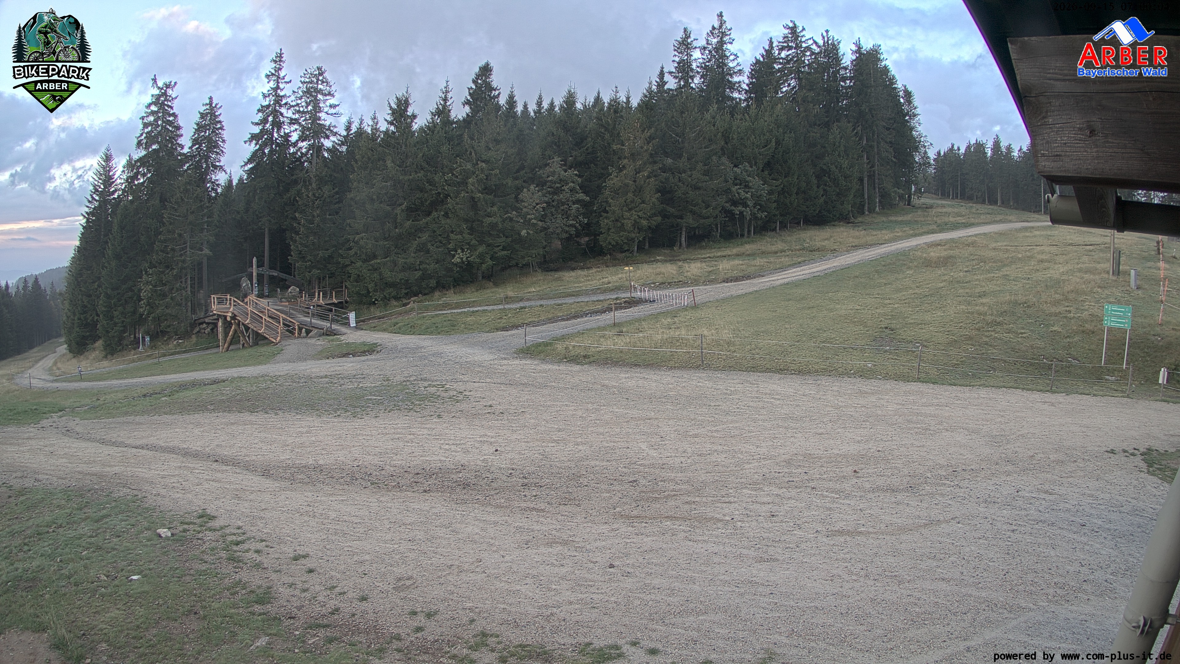 Archiv Foto Webcam ArBär Kinderland des Skigebiets am Arber
