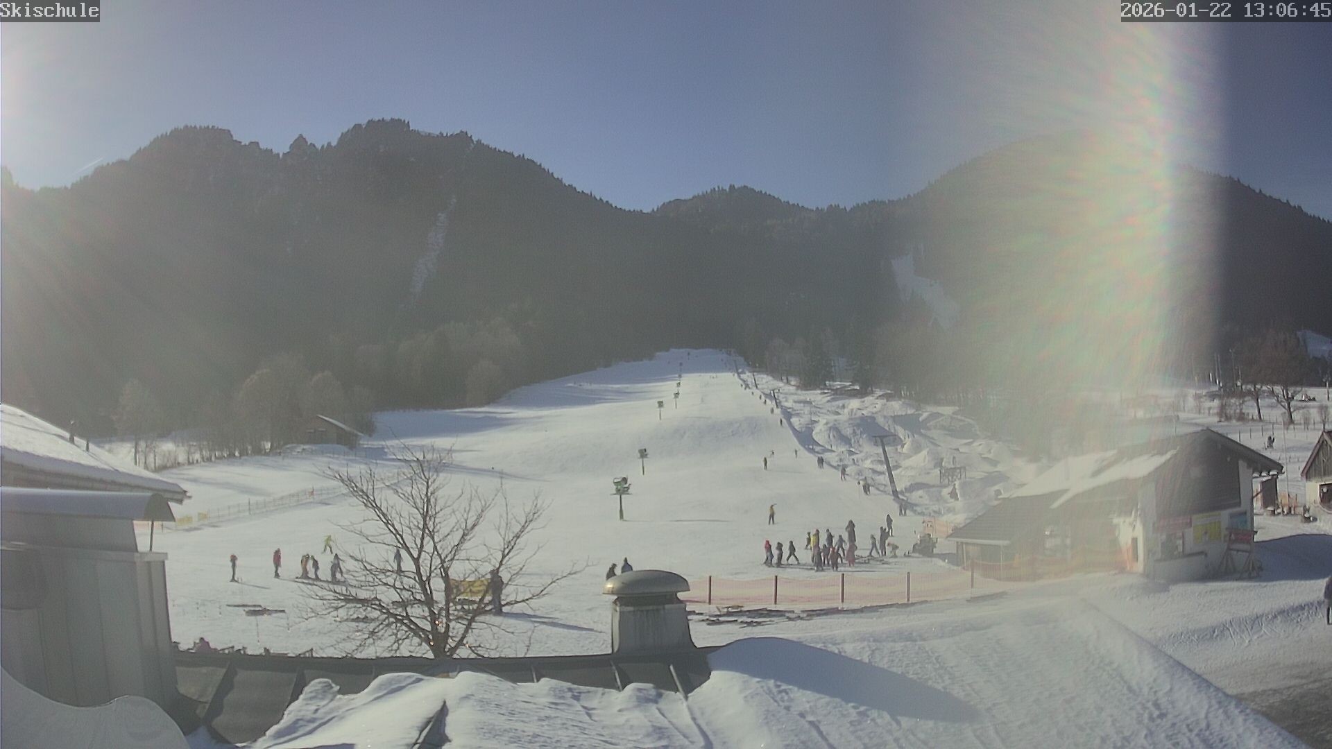 Archived image Webcam Streidlhang slope, Brauneck