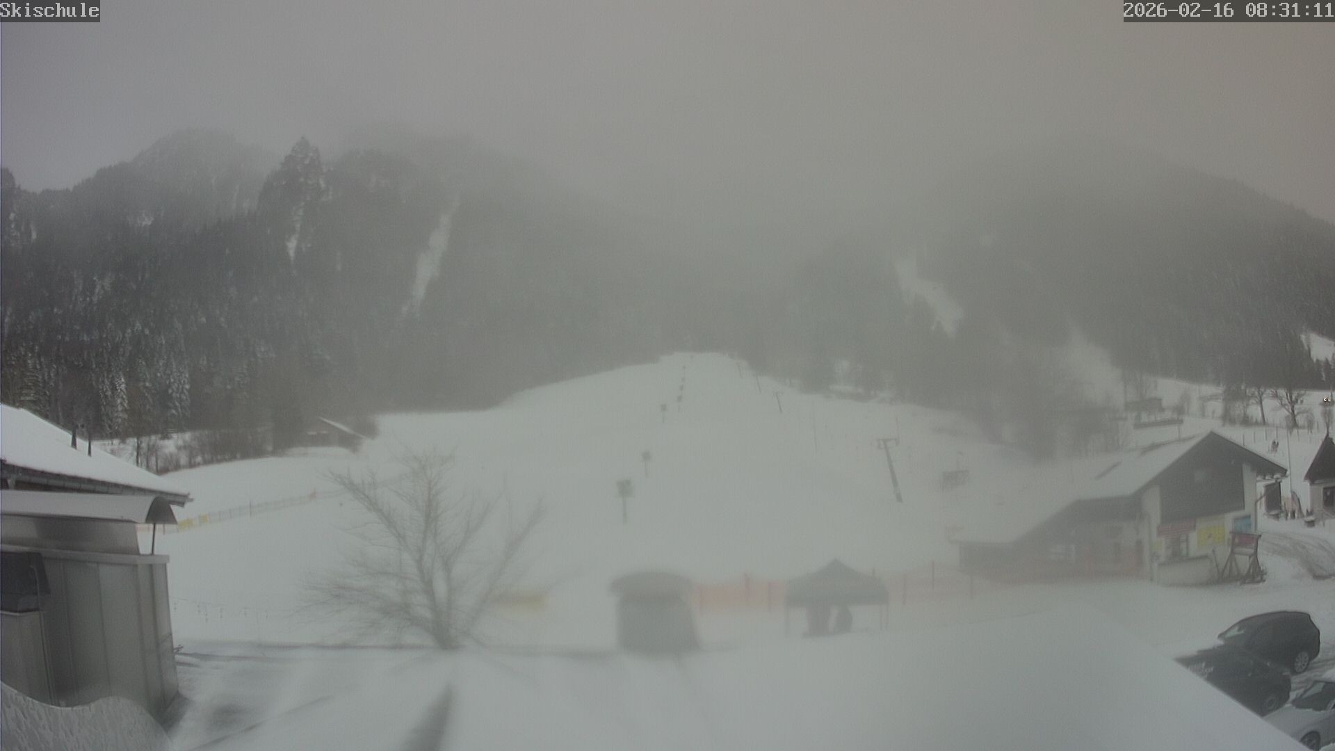 Archived image Webcam Streidlhang slope, Brauneck