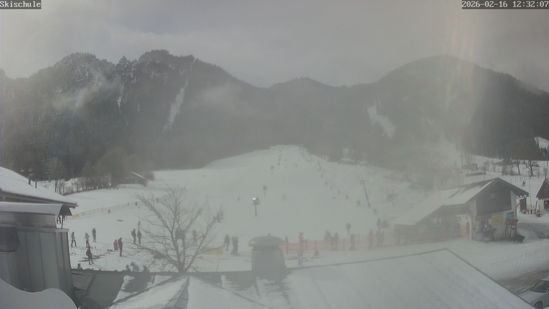 Archived image Webcam Streidlhang slope, Brauneck