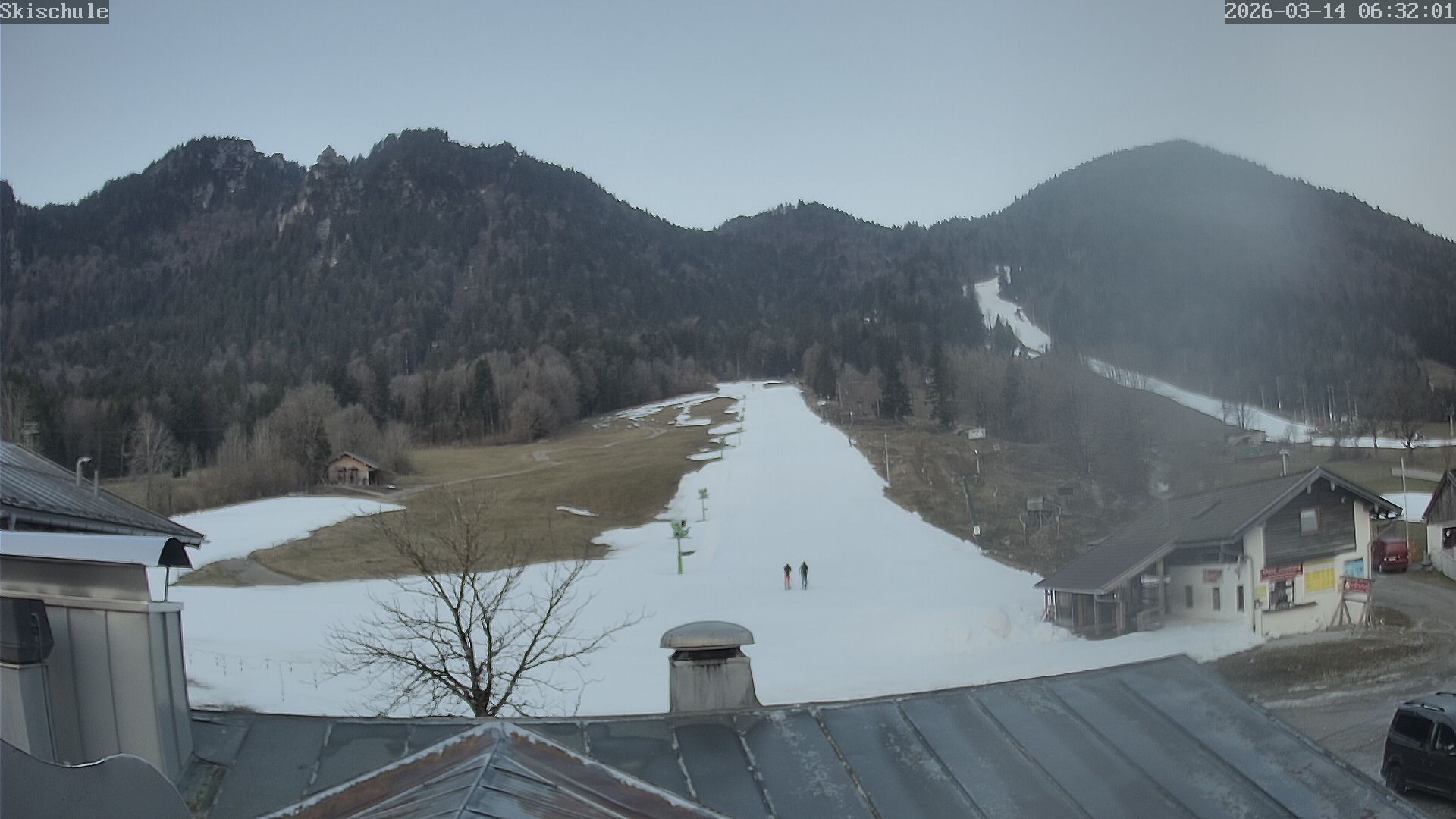 Archived image Webcam Streidlhang slope, Brauneck