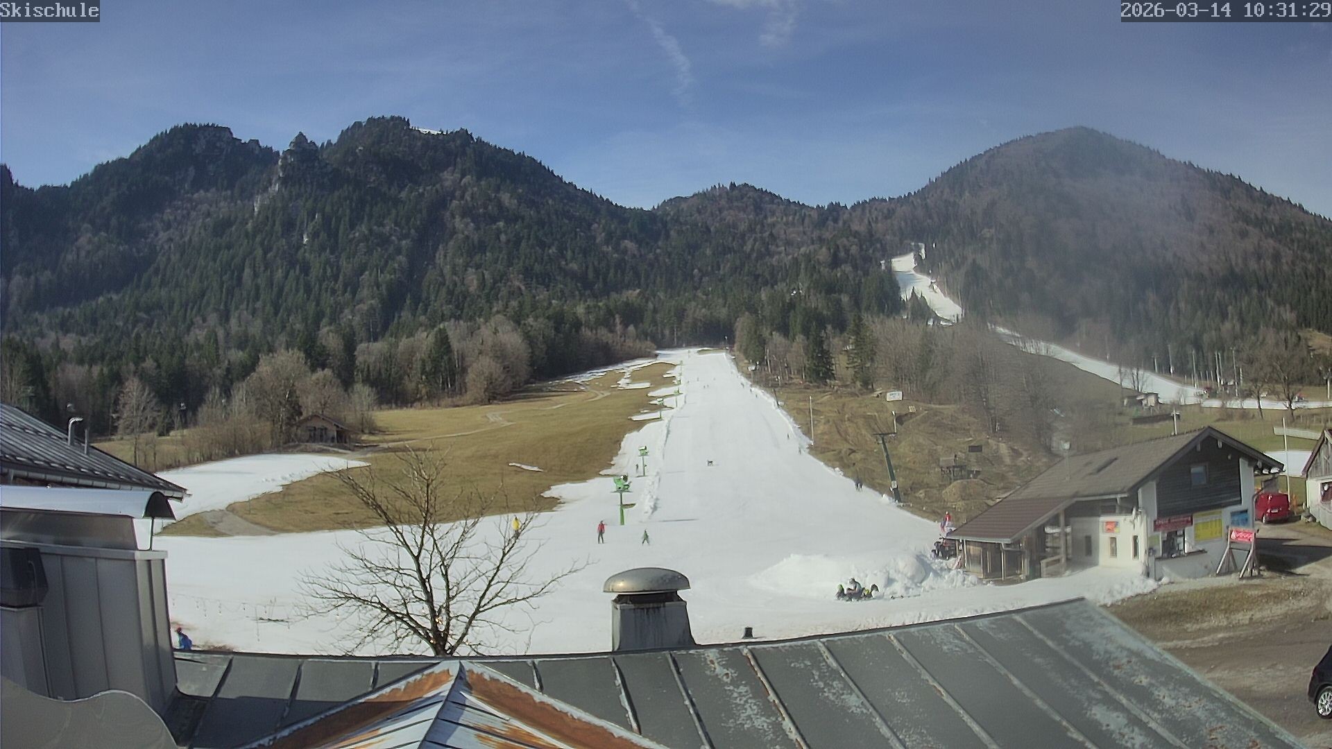 Archived image Webcam Streidlhang slope, Brauneck