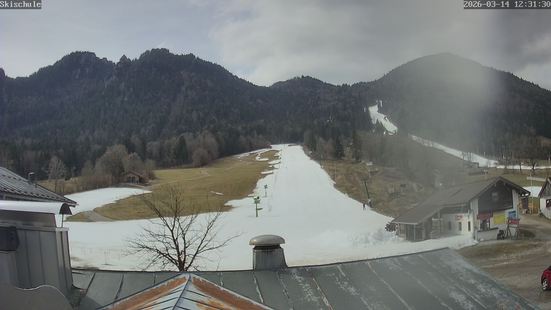 Archived image Webcam Streidlhang slope, Brauneck