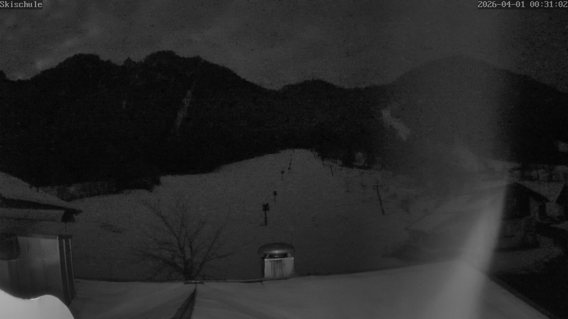 Archived image Webcam Streidlhang slope, Brauneck