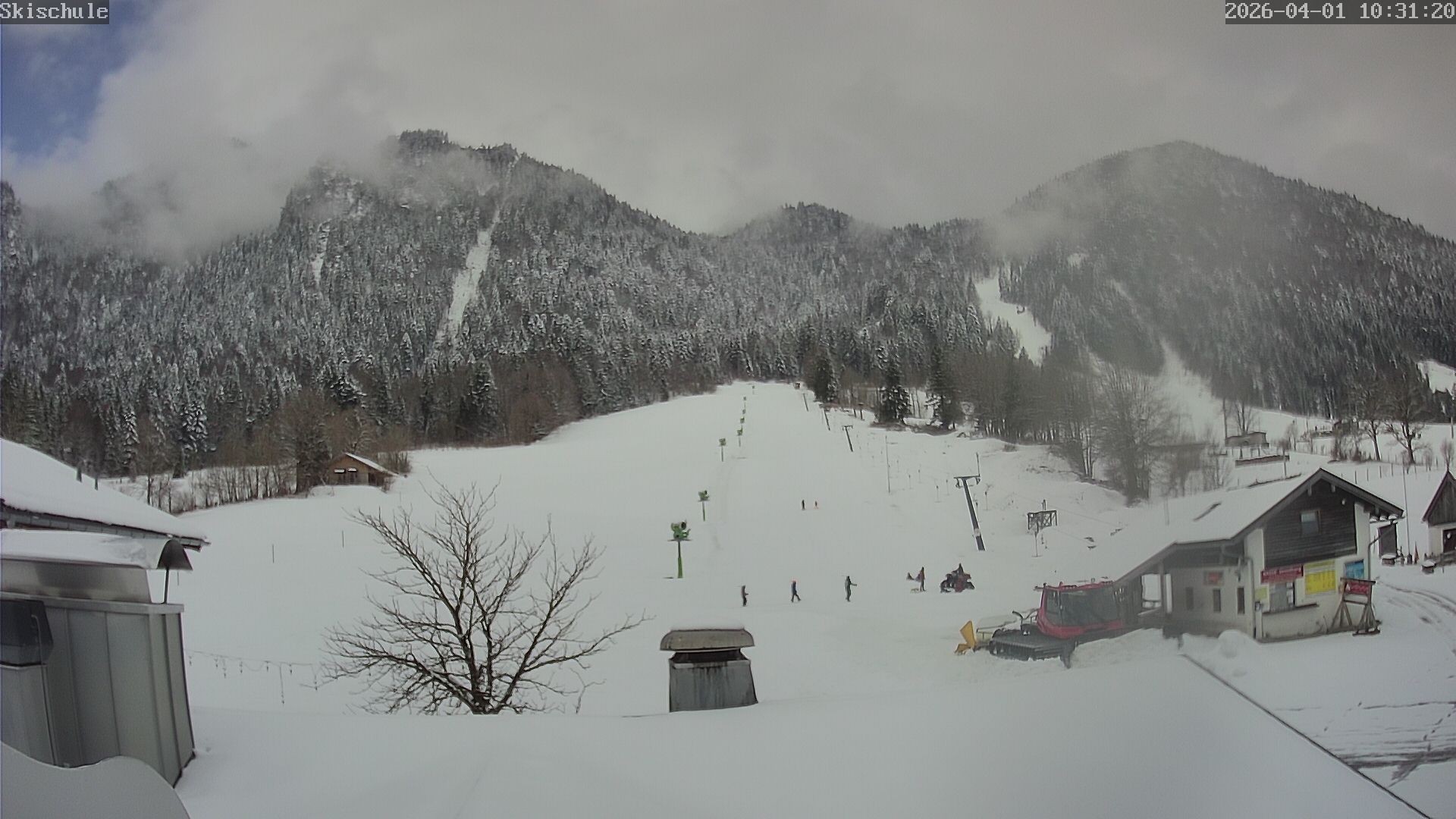 Archived image Webcam Streidlhang slope, Brauneck