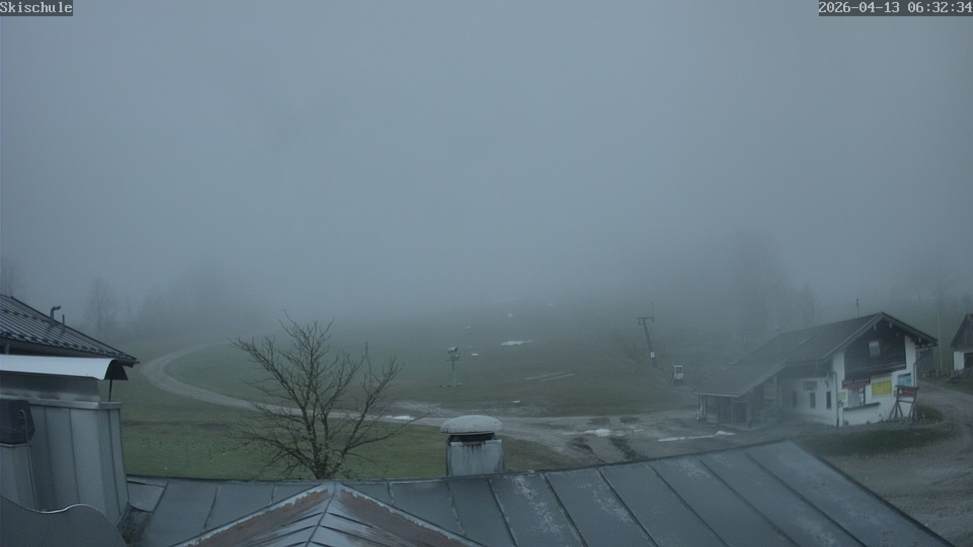 Archived image Webcam Streidlhang slope, Brauneck