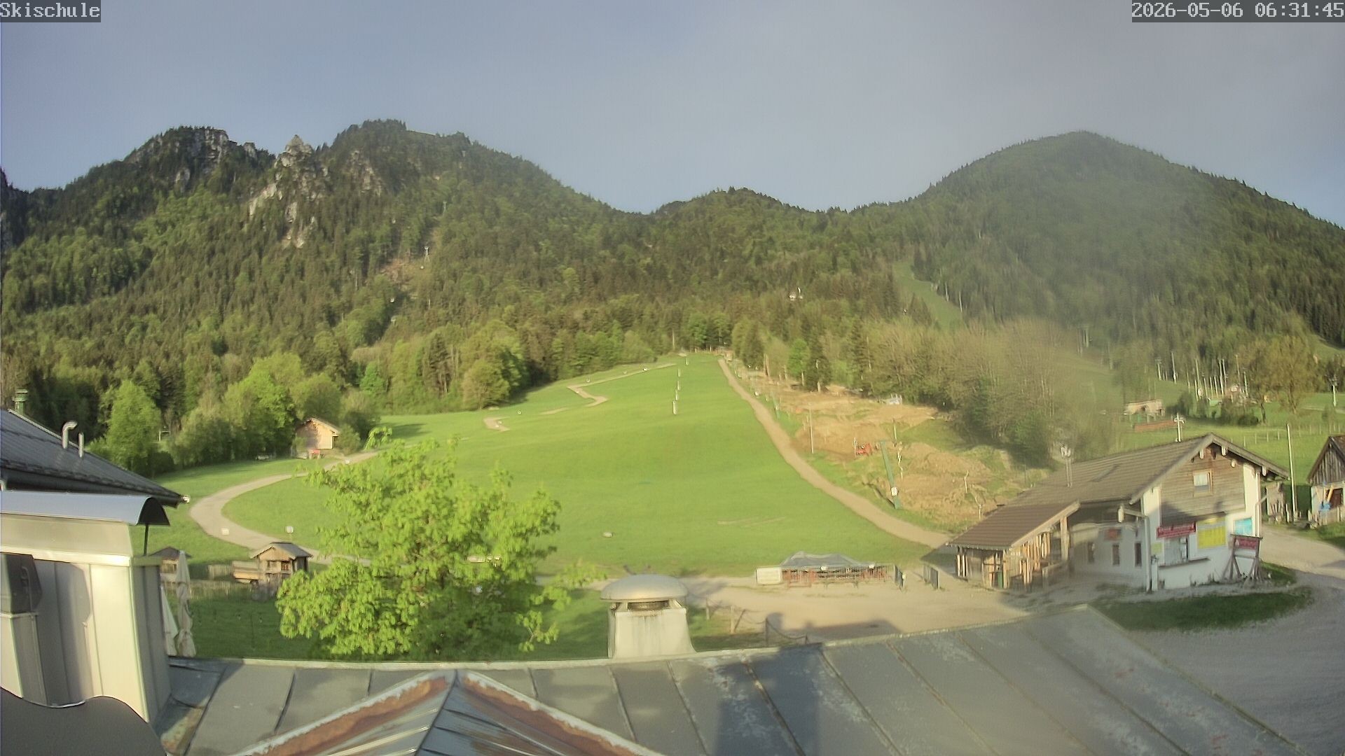 Archived image Webcam Streidlhang slope, Brauneck