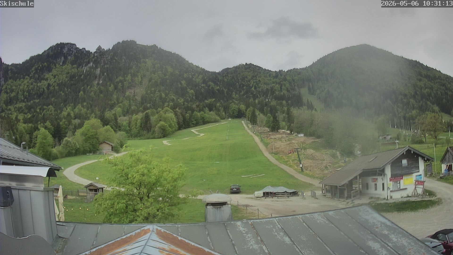 Archived image Webcam Streidlhang slope, Brauneck