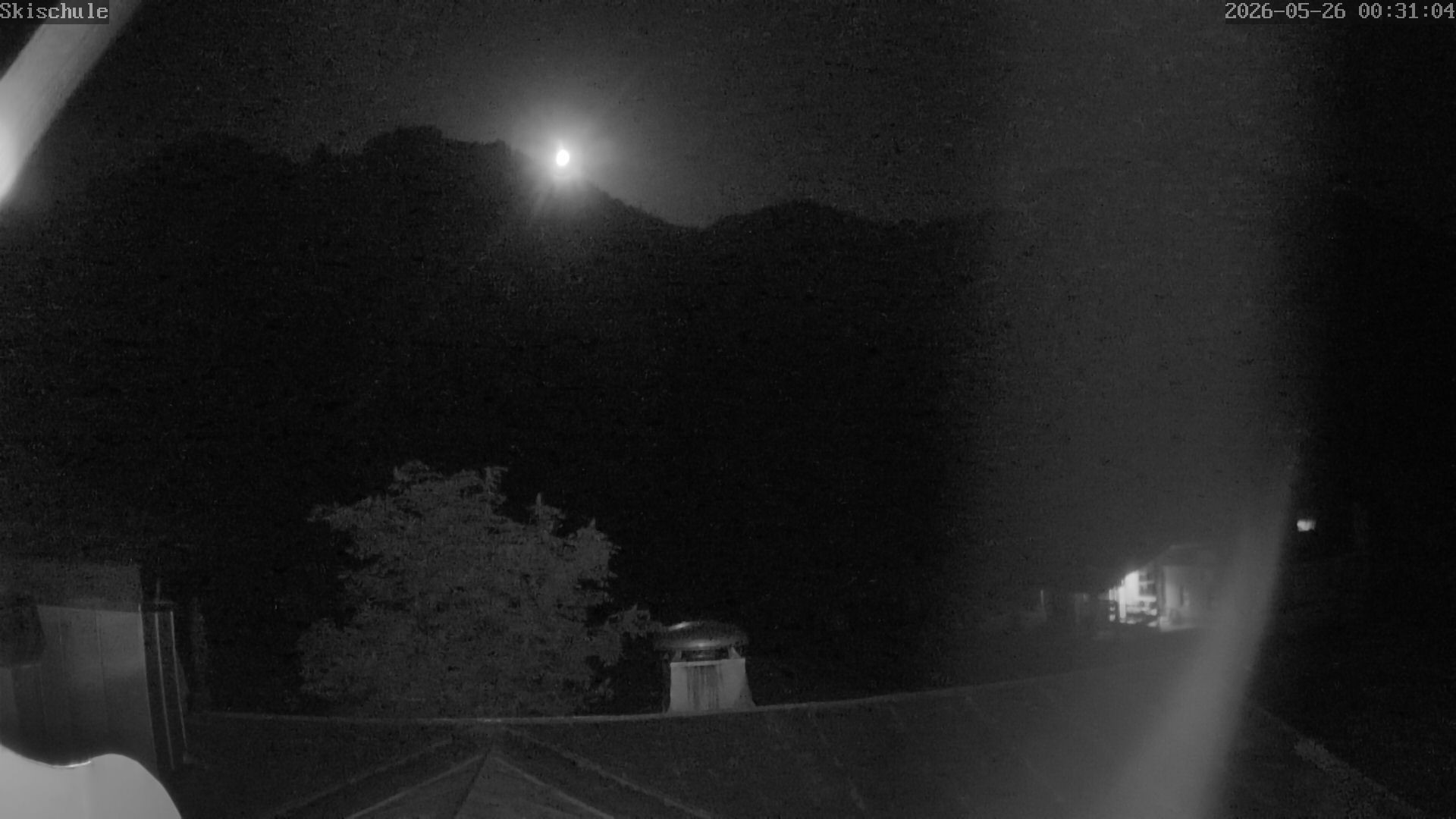 Archived image Webcam Streidlhang slope, Brauneck
