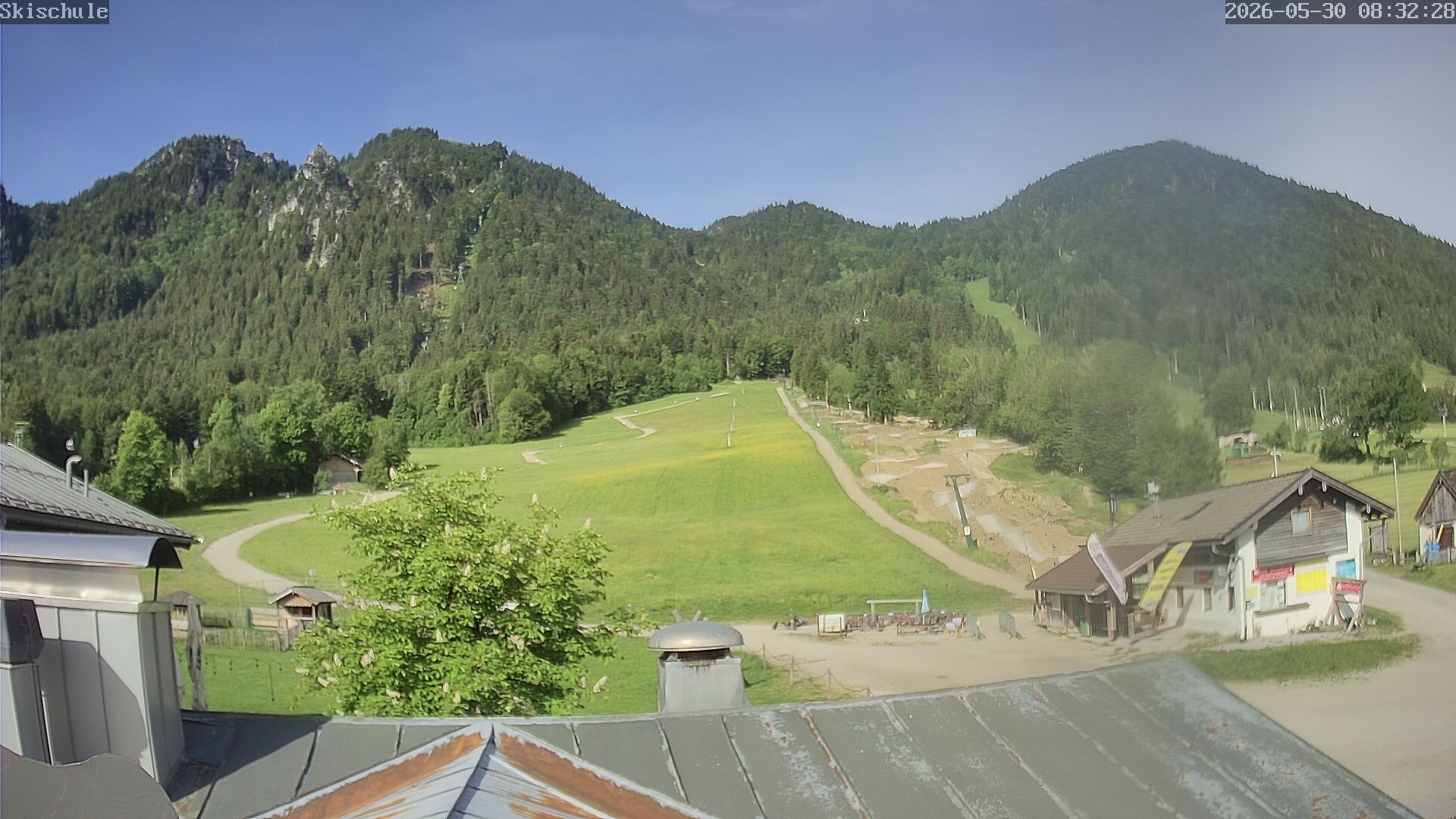 Archived image Webcam Streidlhang slope, Brauneck