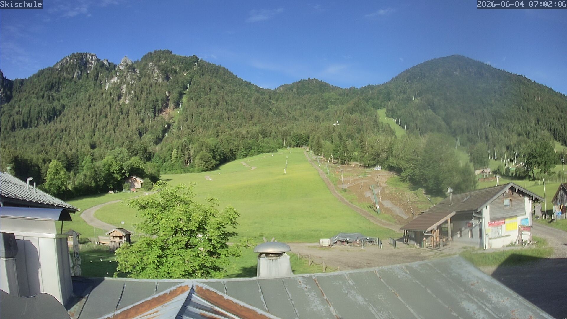 Archived image Webcam Streidlhang slope, Brauneck