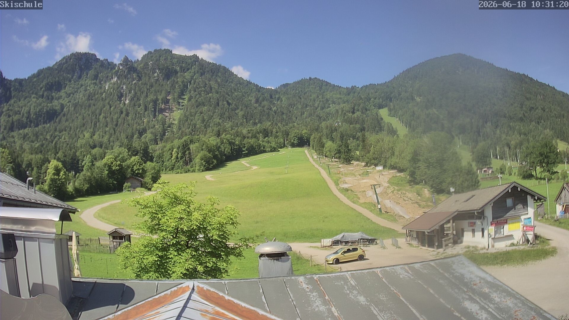 Archived image Webcam Streidlhang slope, Brauneck