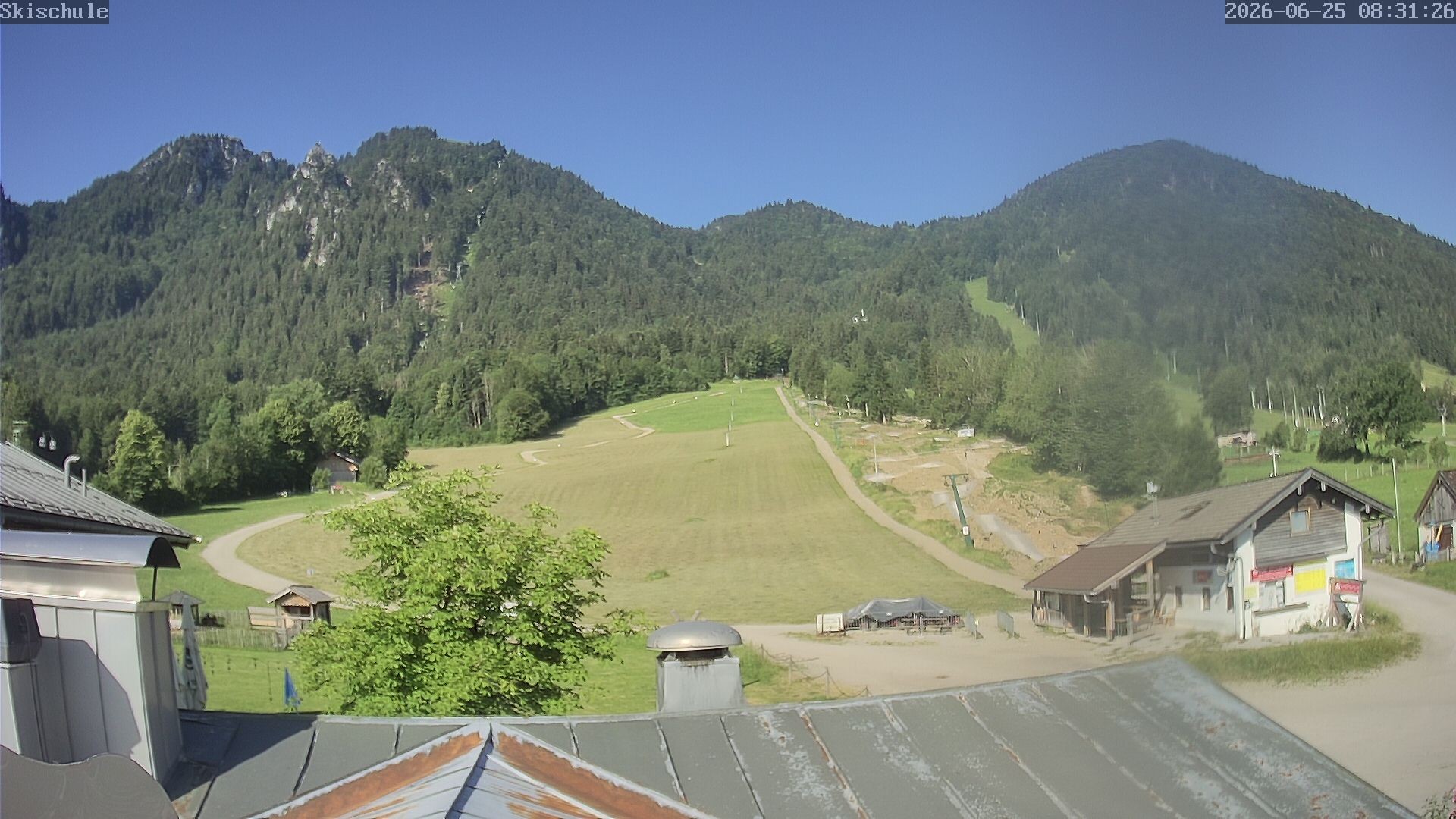 Archived image Webcam Streidlhang slope, Brauneck