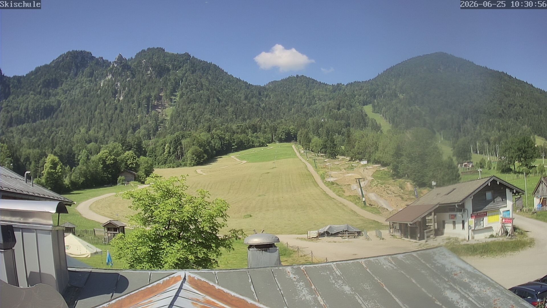 Archived image Webcam Streidlhang slope, Brauneck