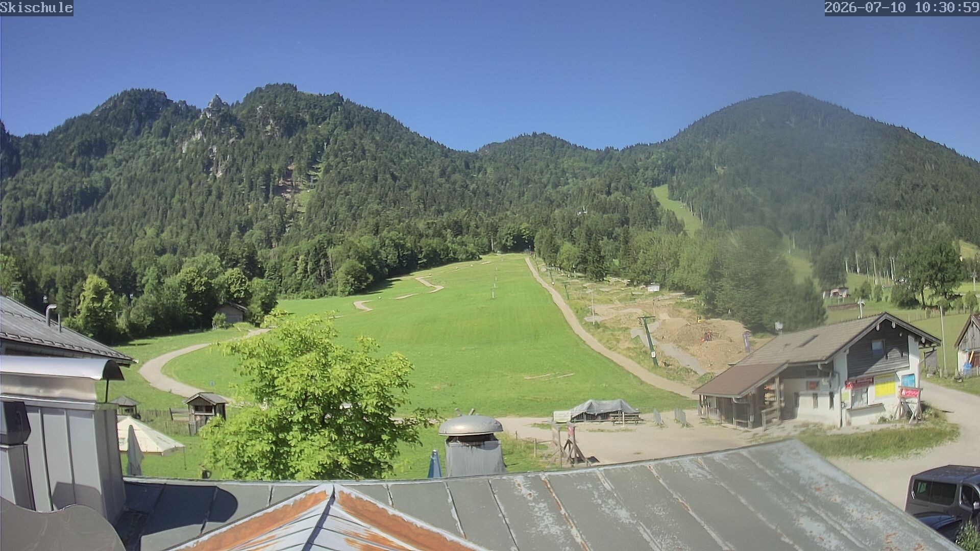 Archived image Webcam Streidlhang slope, Brauneck