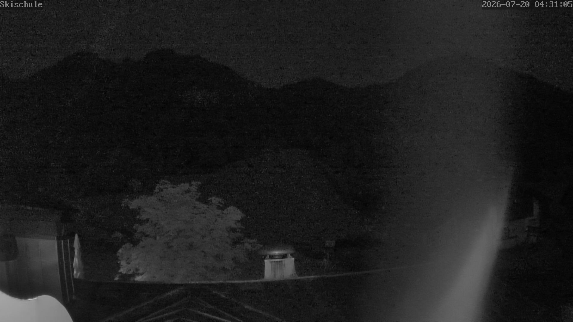 Archived image Webcam Streidlhang slope, Brauneck