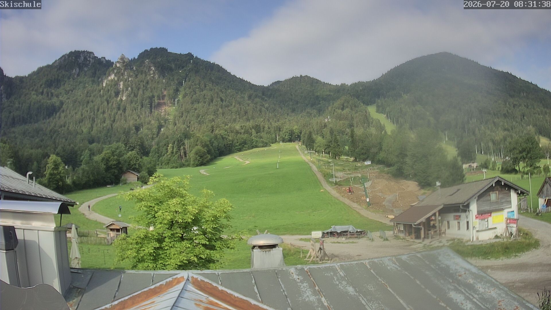 Archived image Webcam Streidlhang slope, Brauneck