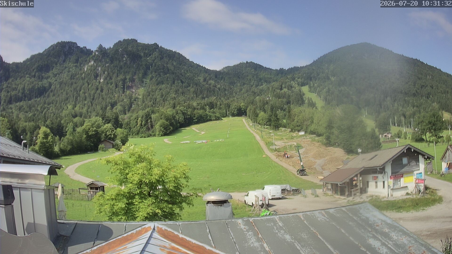 Archived image Webcam Streidlhang slope, Brauneck