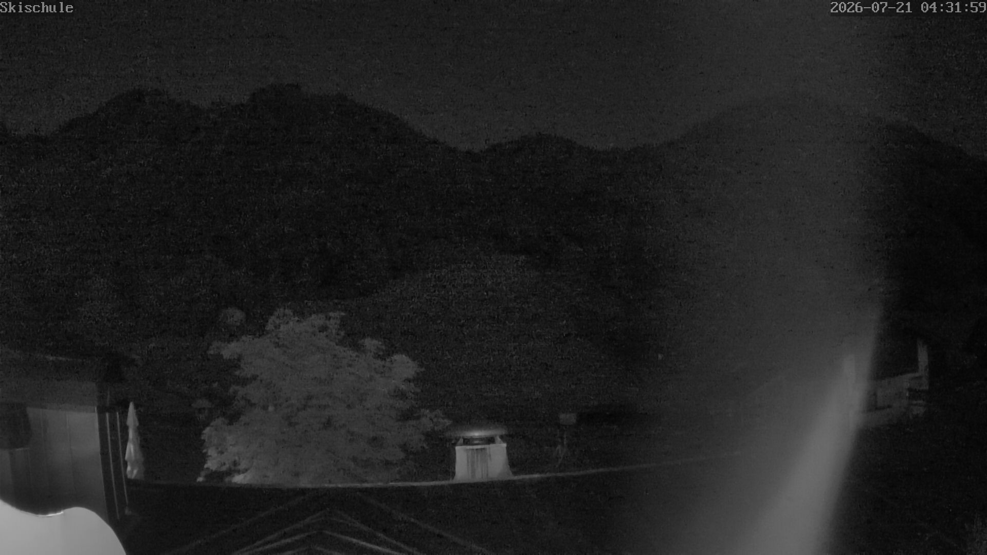 Archived image Webcam Streidlhang slope, Brauneck