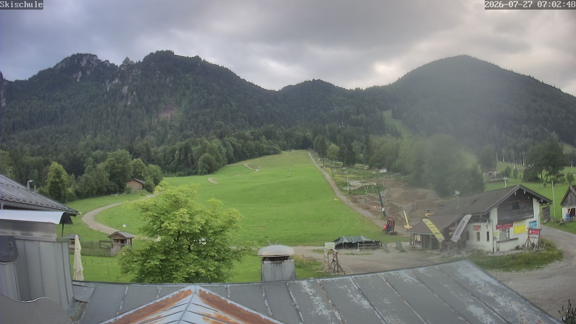Archived image Webcam Streidlhang slope, Brauneck