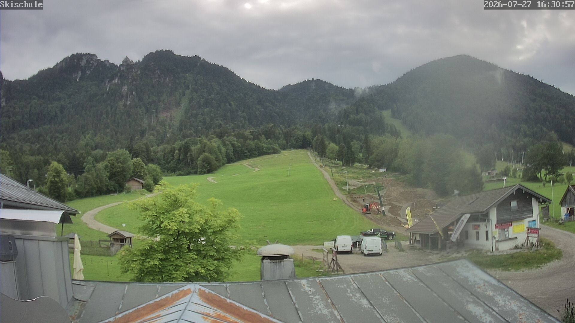 Archived image Webcam Streidlhang slope, Brauneck