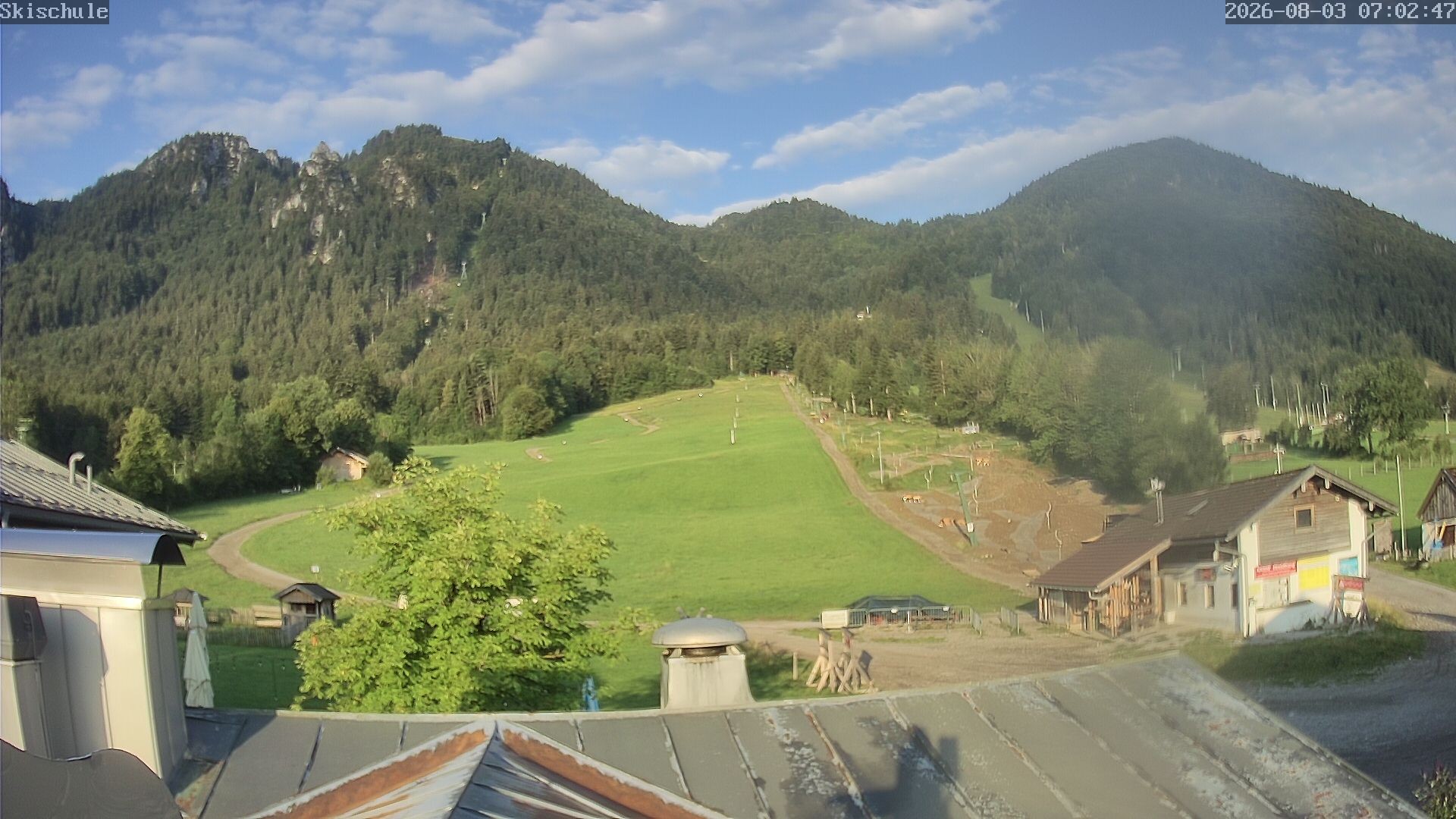 Archived image Webcam Streidlhang slope, Brauneck