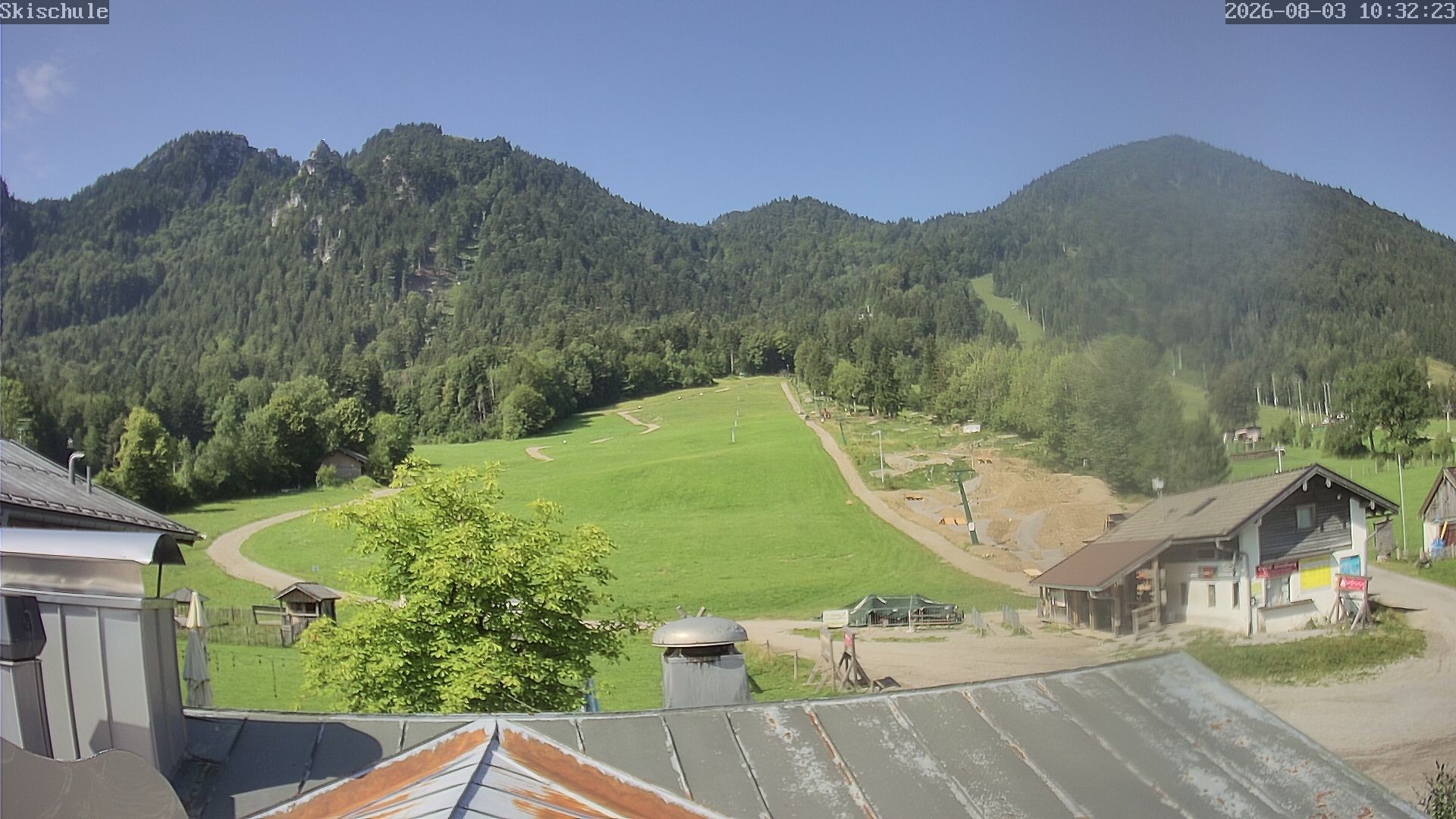 Archived image Webcam Streidlhang slope, Brauneck