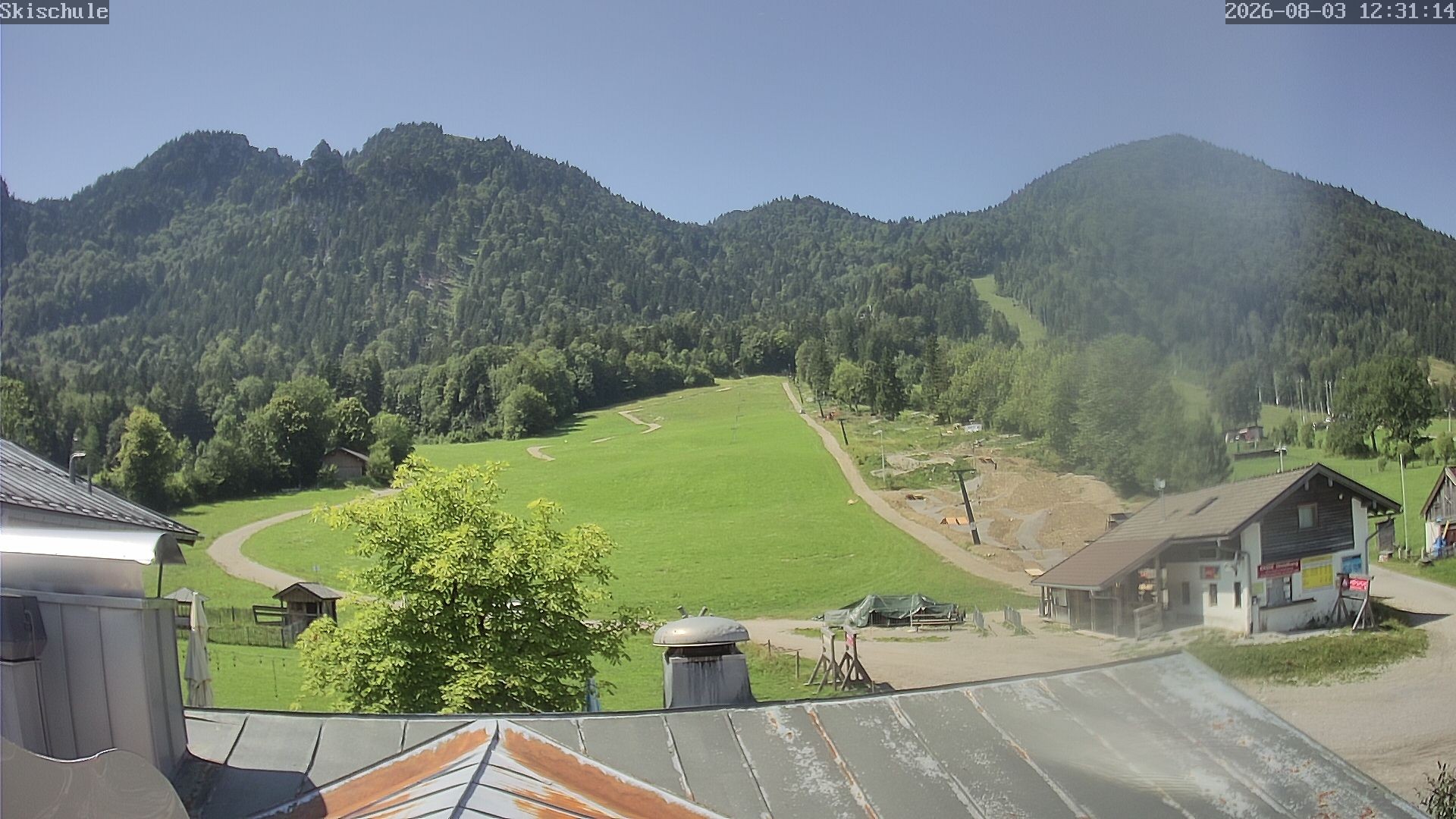 Archived image Webcam Streidlhang slope, Brauneck