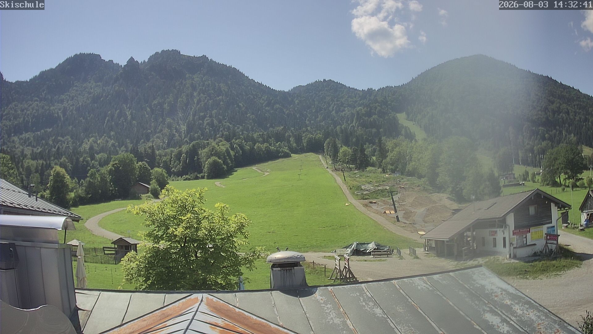 Archived image Webcam Streidlhang slope, Brauneck