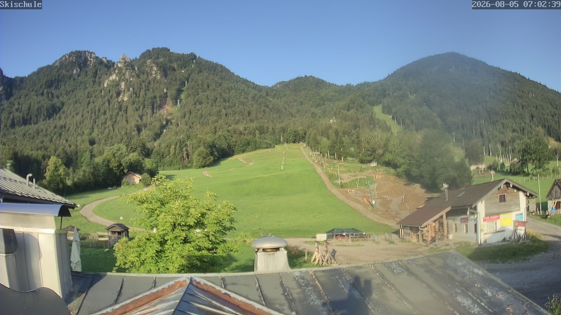 Archived image Webcam Streidlhang slope, Brauneck