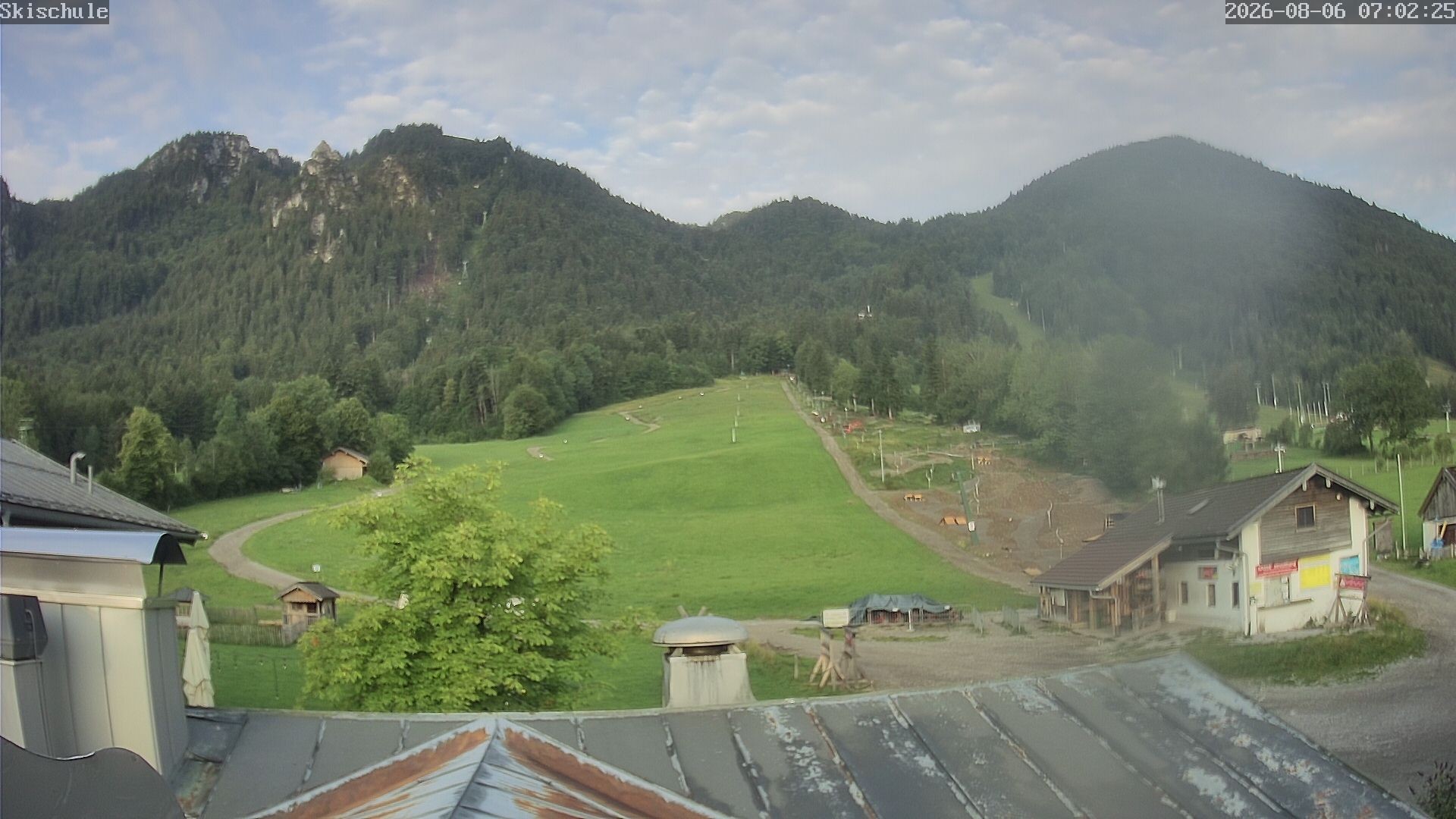 Archived image Webcam Streidlhang slope, Brauneck
