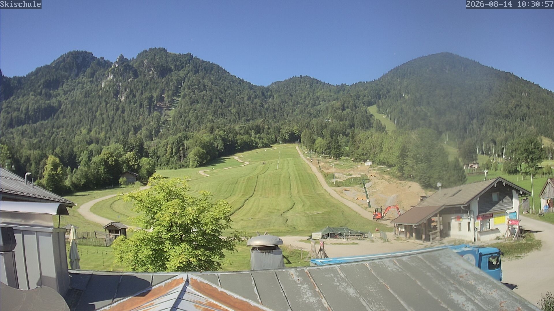Archived image Webcam Streidlhang slope, Brauneck