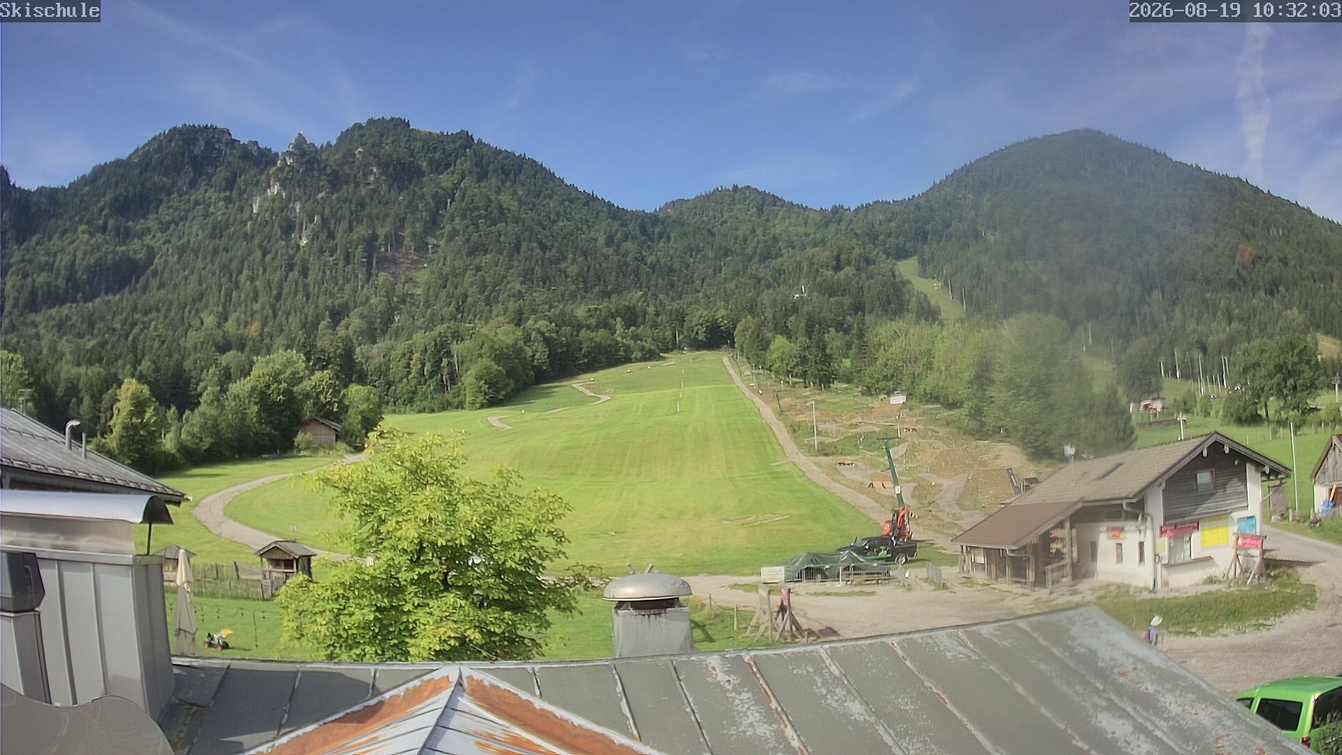 Archived image Webcam Streidlhang slope, Brauneck