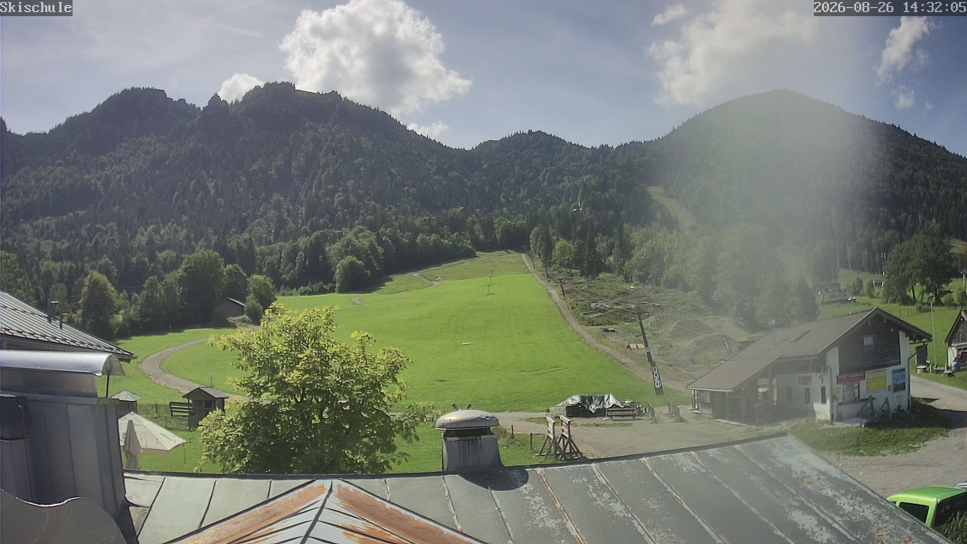 Archived image Webcam Streidlhang slope, Brauneck