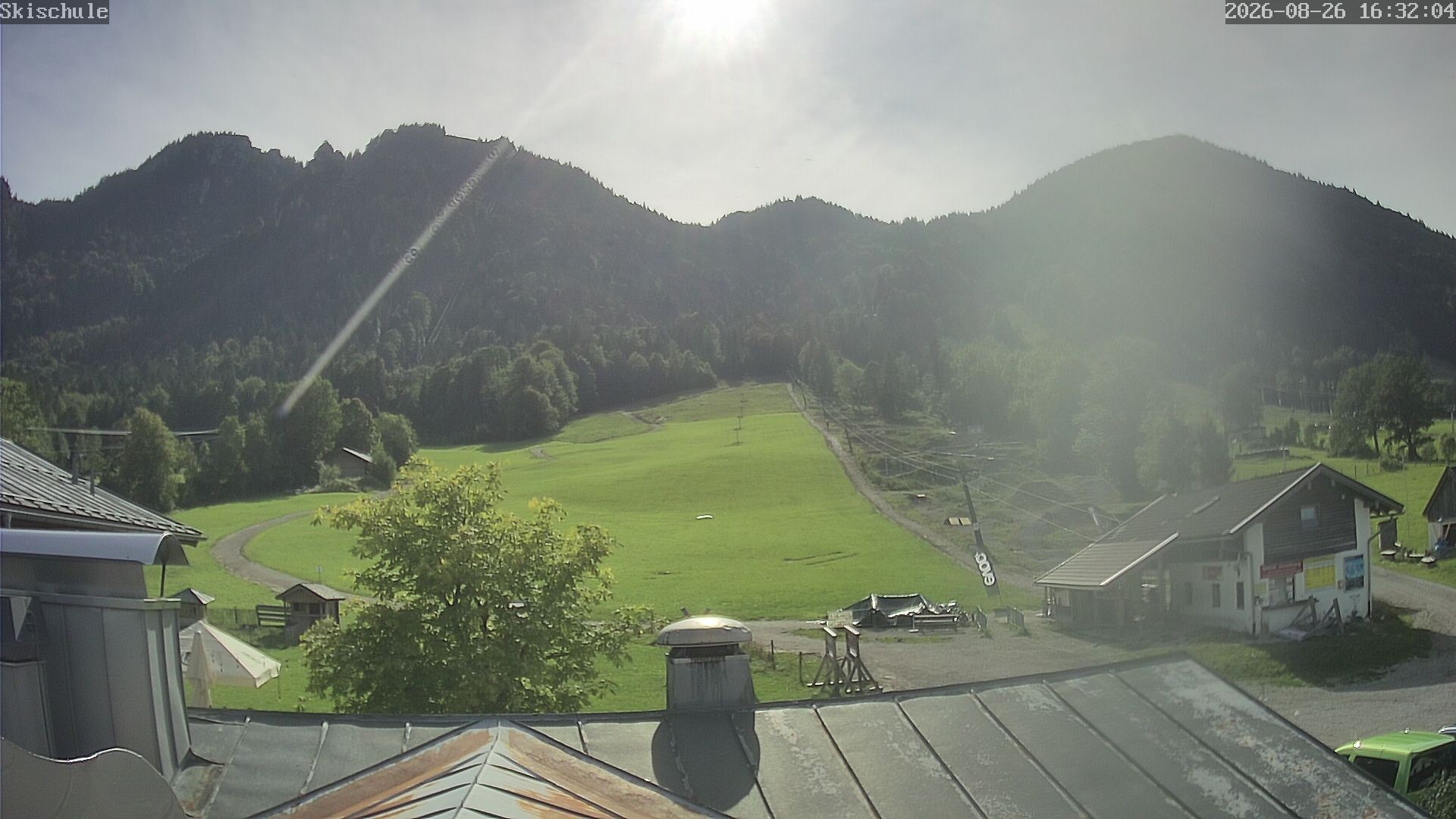 Archived image Webcam Streidlhang slope, Brauneck
