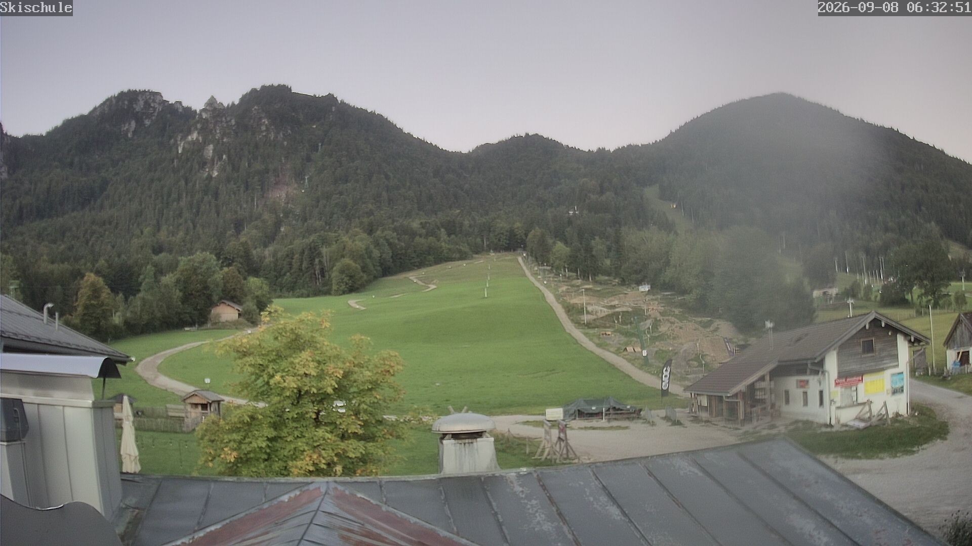 Archived image Webcam Streidlhang slope, Brauneck